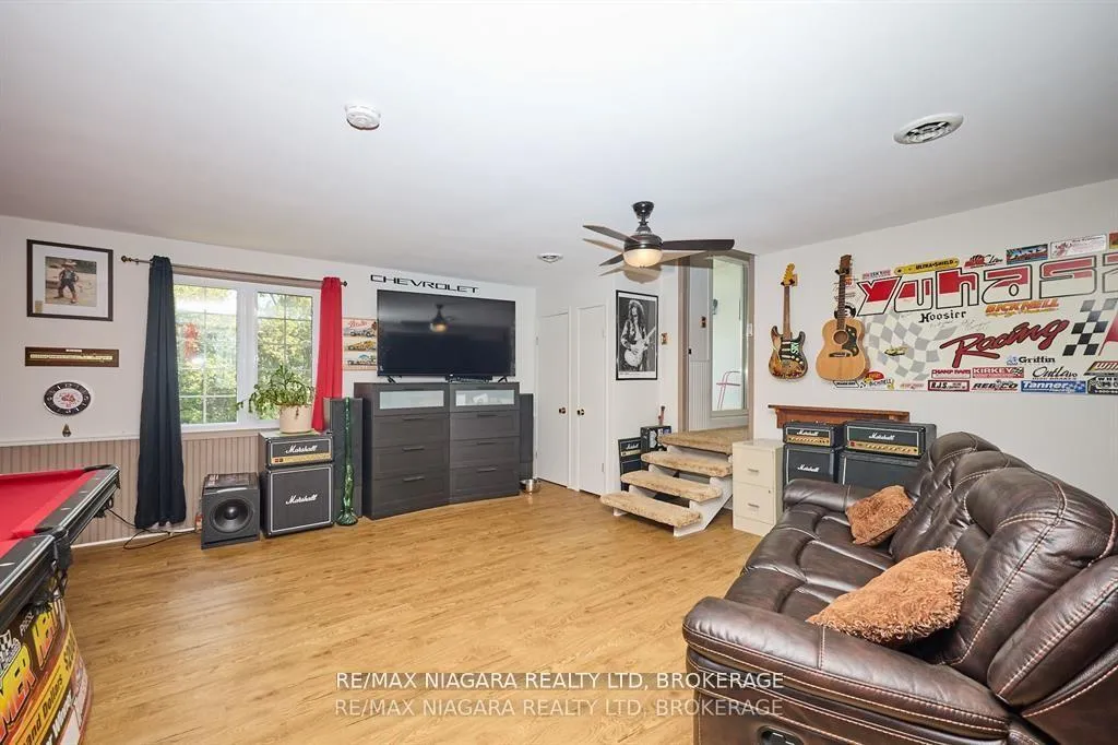 Photo 26 of 7060 Garner Road, Niagara Falls, Forestview — HOMEH