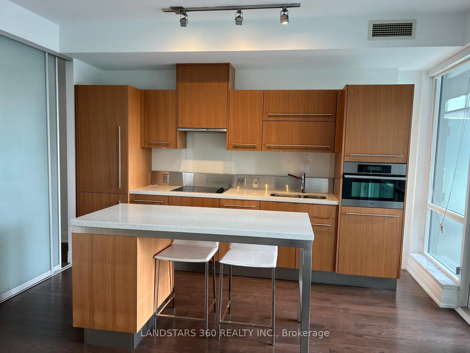 Photo 9 of Unit 2505, 80 John Street, Toronto, Waterfront Communities — HOMEH