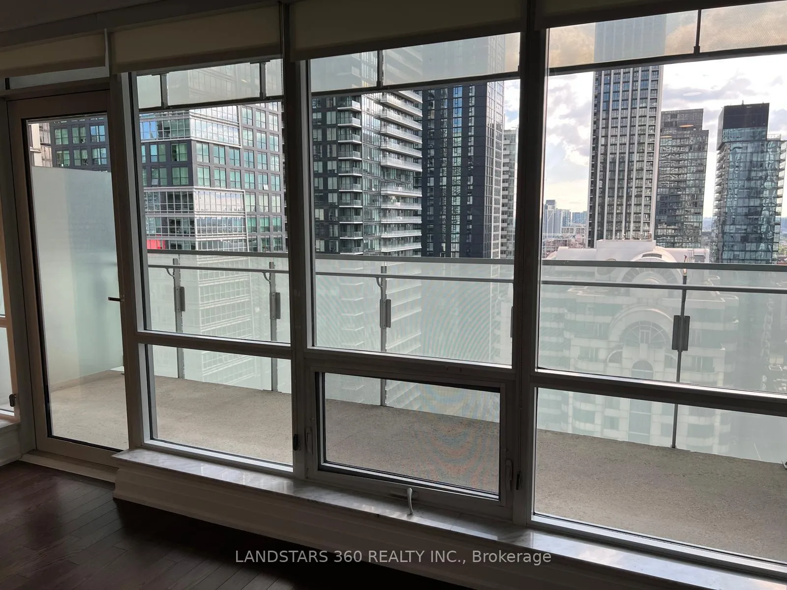 Photo 13 of Unit 2505, 80 John Street, Toronto, Waterfront Communities — HOMEH