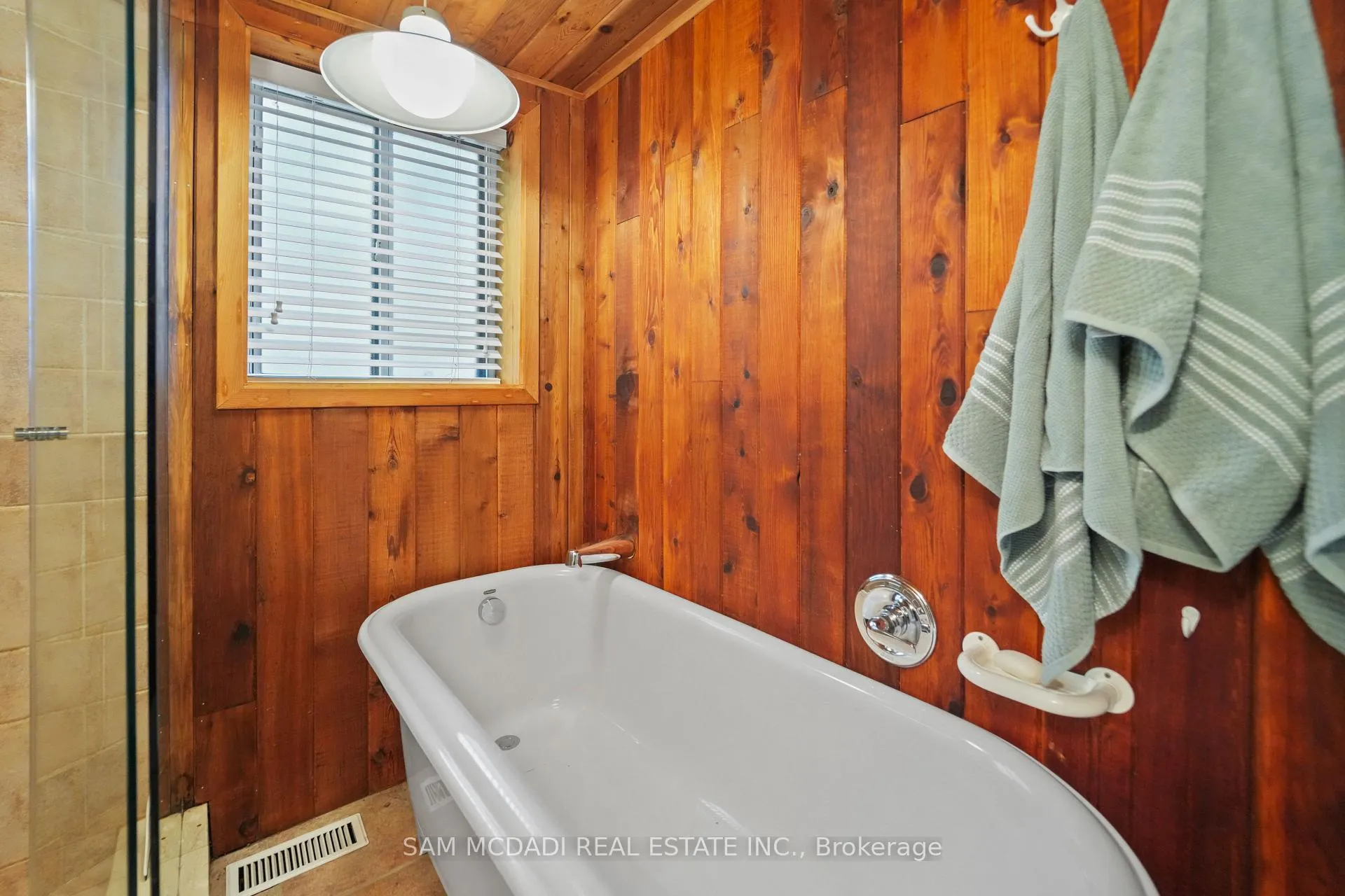 Photo 36 of 11 Pinetree Rd S1, Gravenhurst, Muskoka (S) — HOMEH