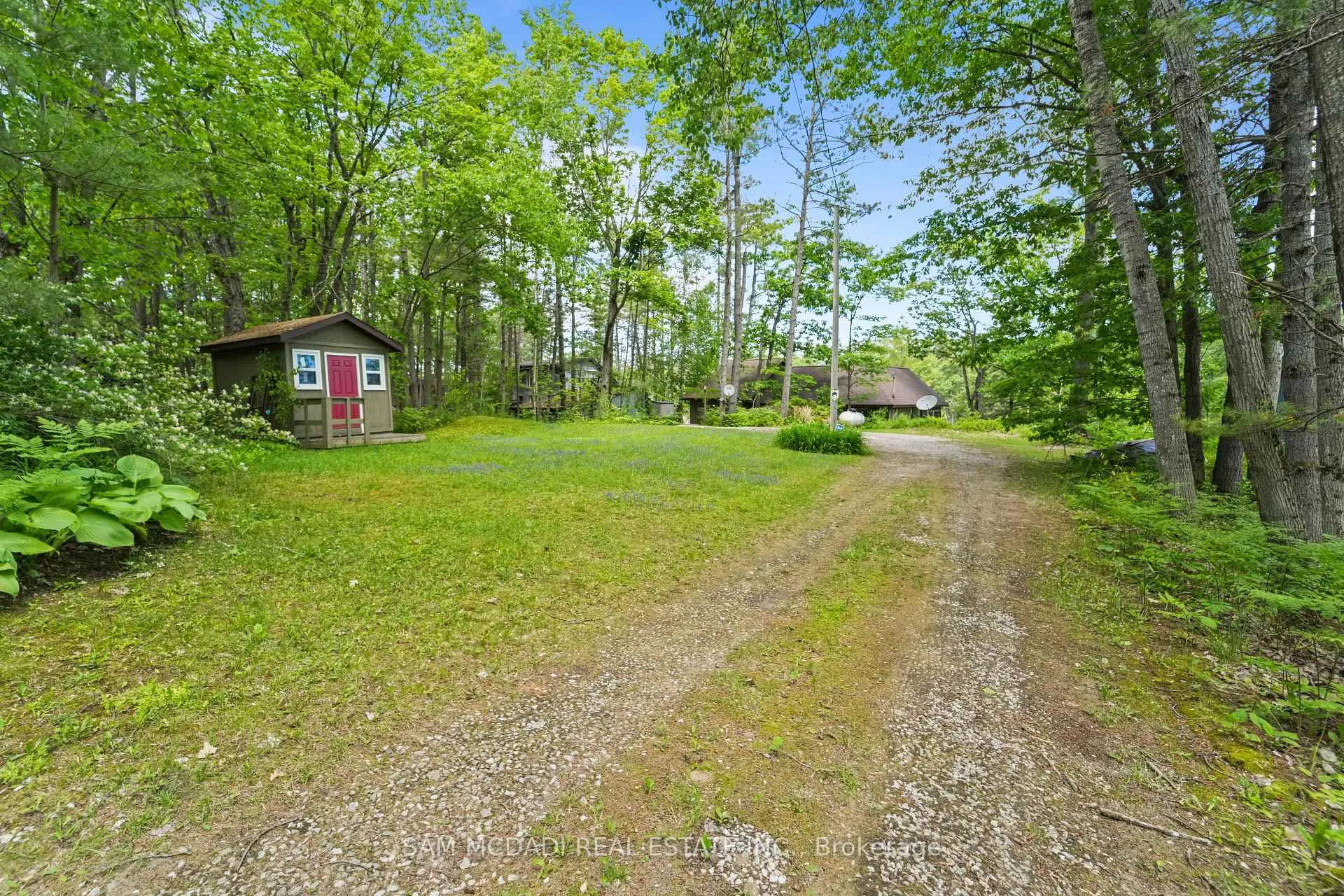 Photo 38 of 11 Pinetree Rd S1, Gravenhurst, Muskoka (S) — HOMEH