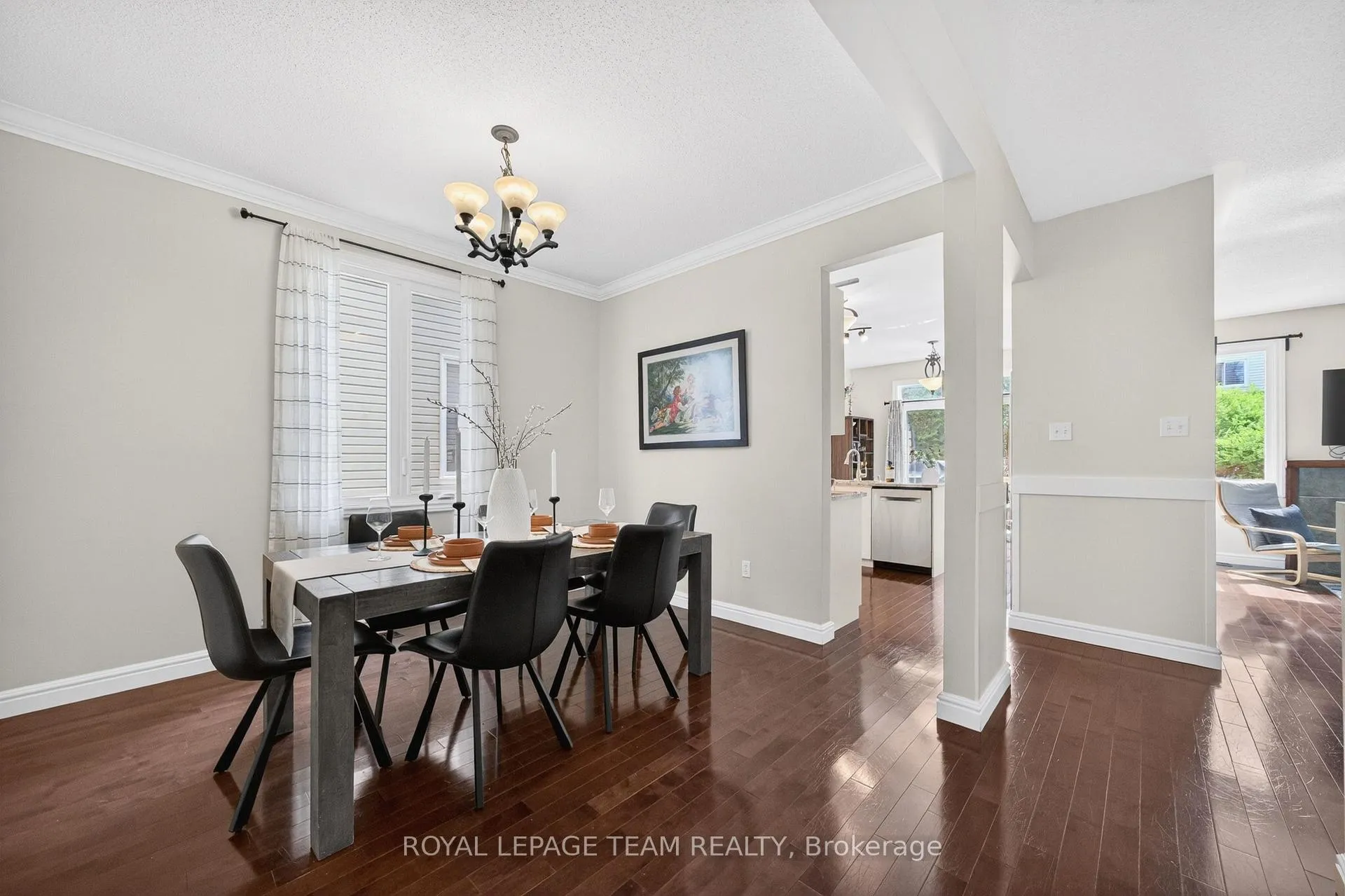Photo 8 of 29 Mattawa Crescent, Ottawa, Kanata - Bridlewood — HOMEH