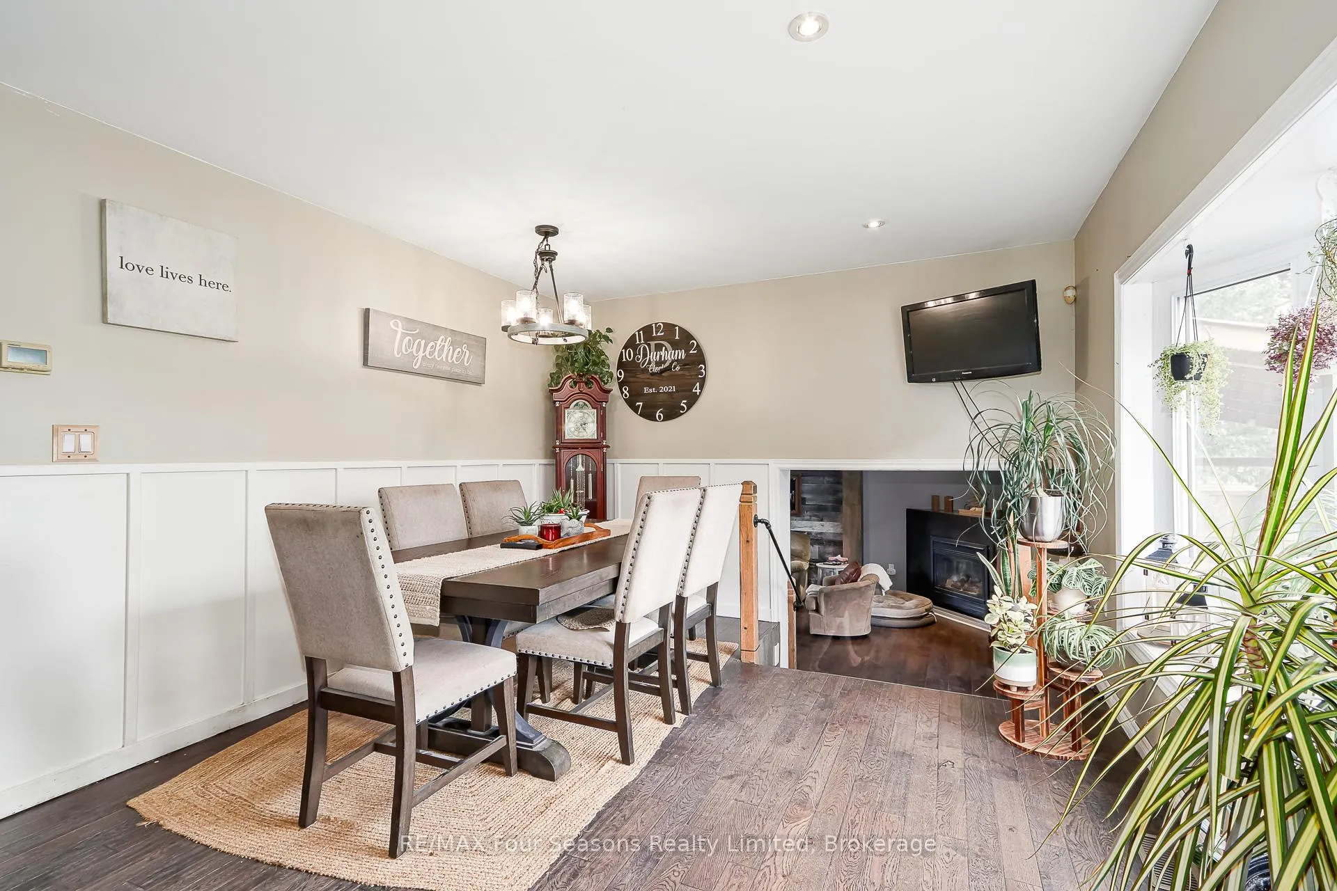 Photo 14 of 228 Centre Street, Clearview, Stayner — HOMEH