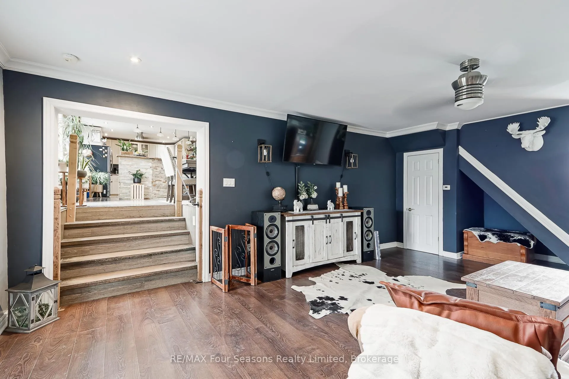 Photo 15 of 228 Centre Street, Clearview, Stayner — HOMEH