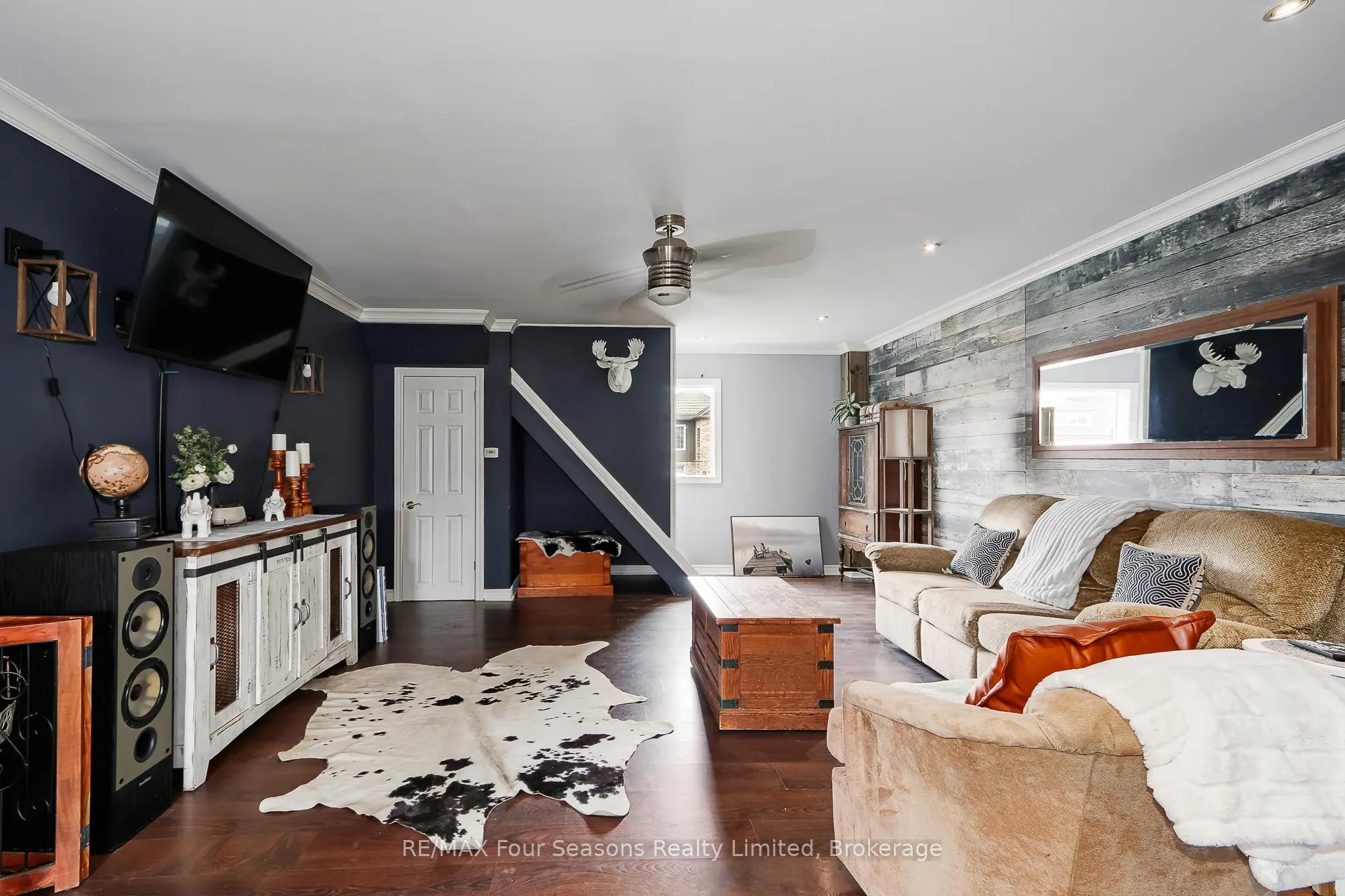 Photo 16 of 228 Centre Street, Clearview, Stayner — HOMEH