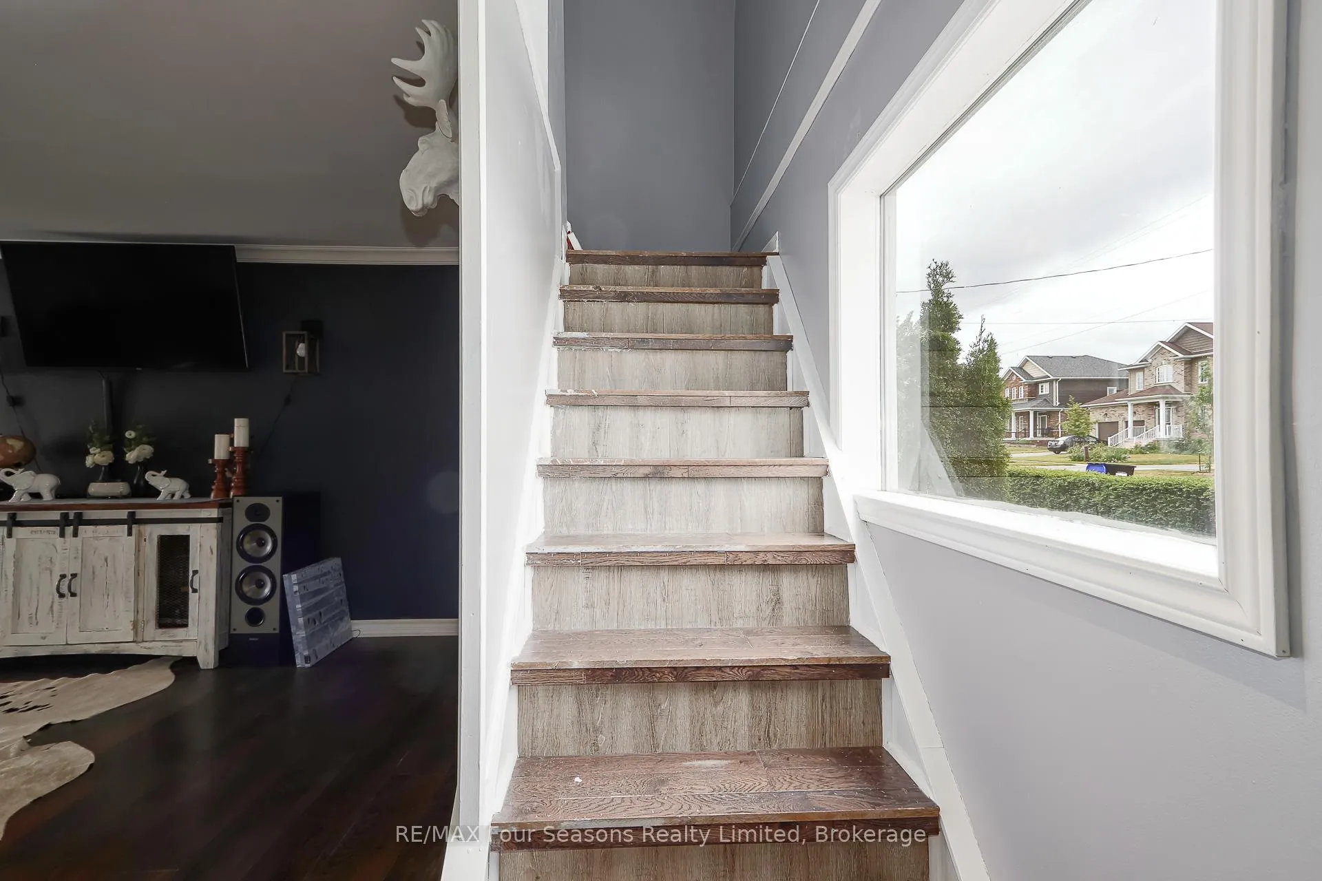 Photo 30 of 228 Centre Street, Clearview, Stayner — HOMEH