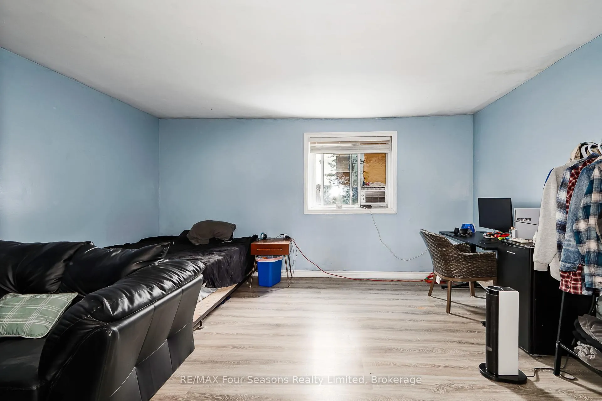 Photo 31 of 228 Centre Street, Clearview, Stayner — HOMEH