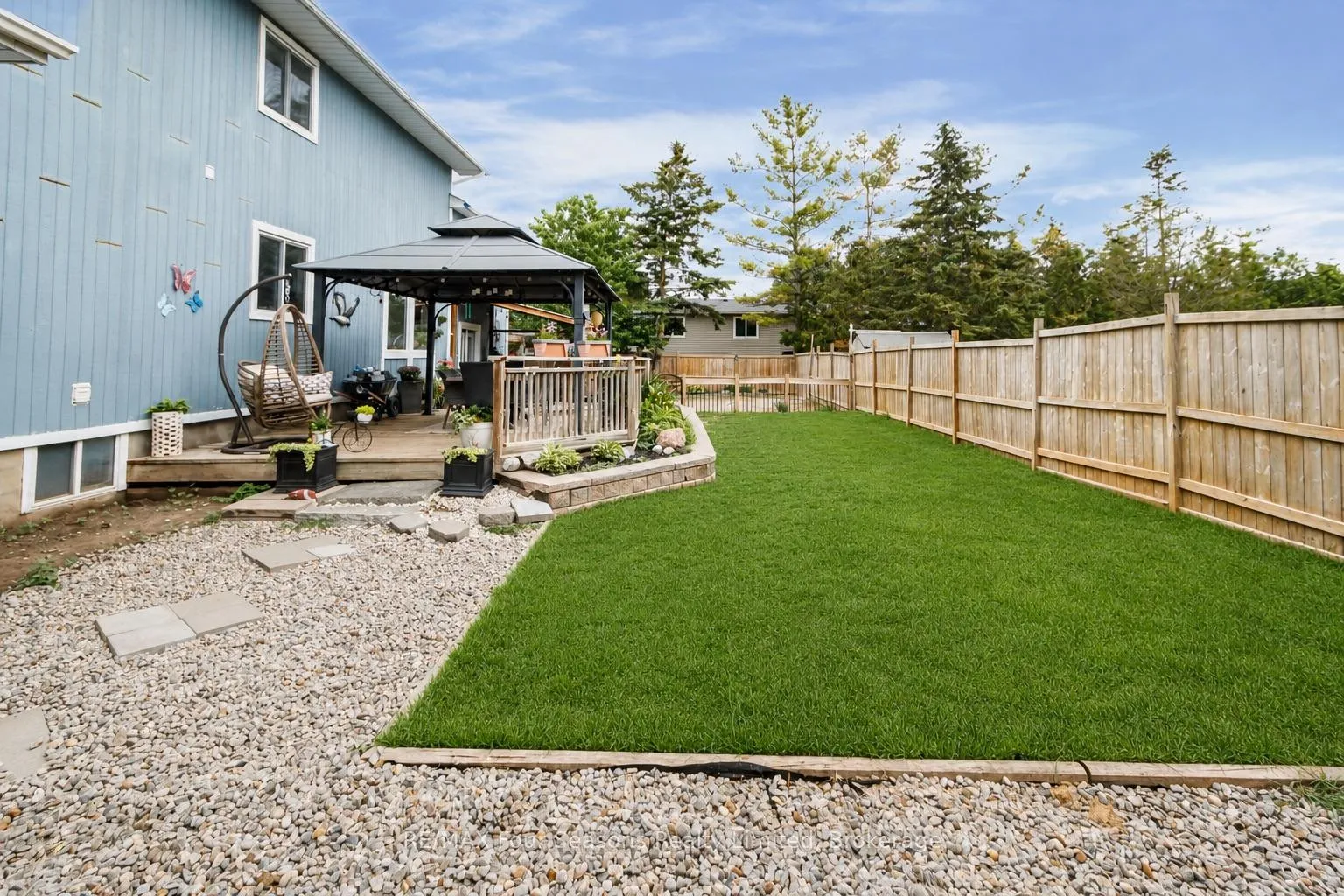Photo 45 of 228 Centre Street, Clearview, Stayner — HOMEH