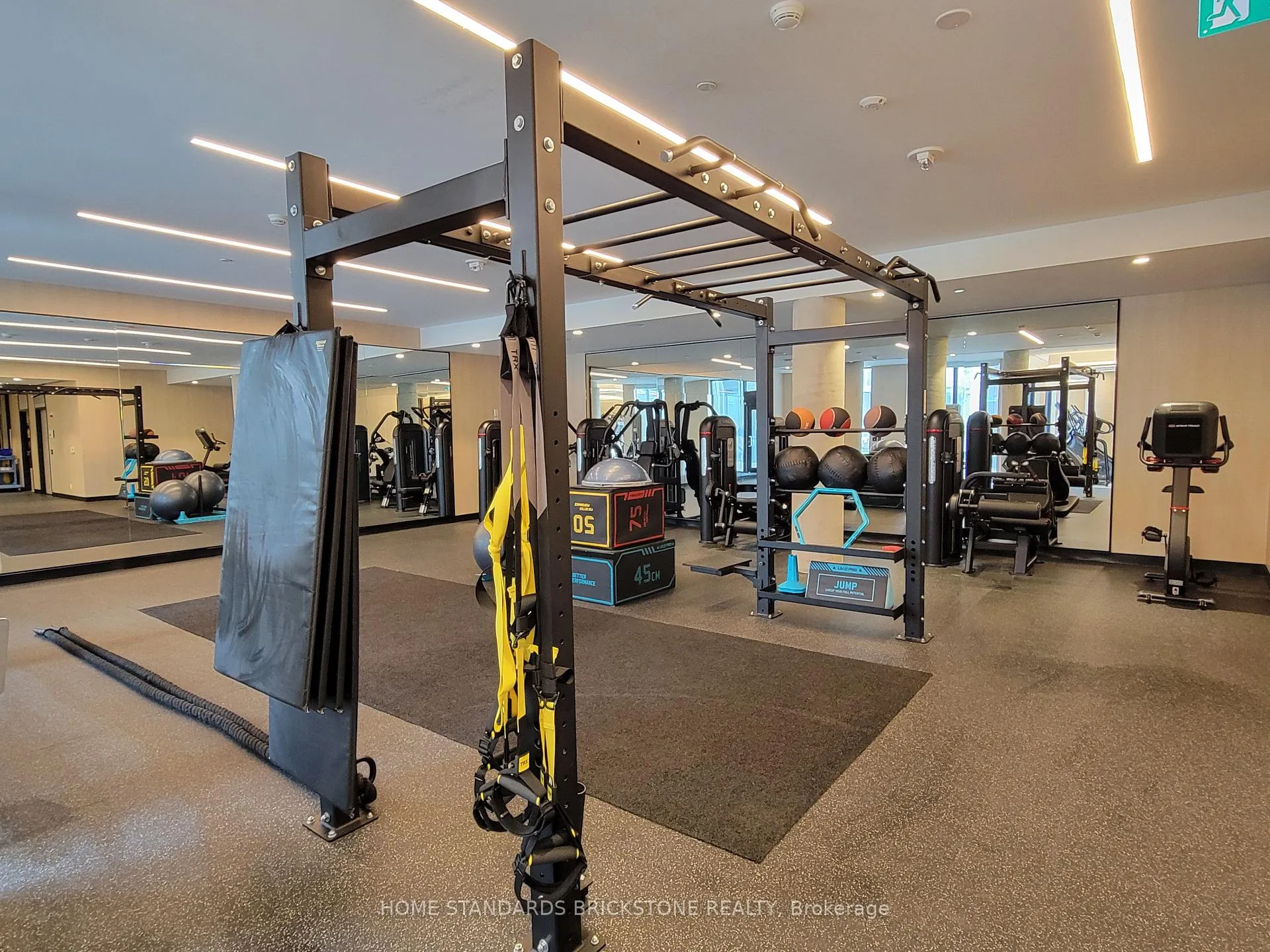 Photo 11 of Unit 1017, 2020 Bathurst Street, Toronto, Humewood-Cedarvale — HOMEH