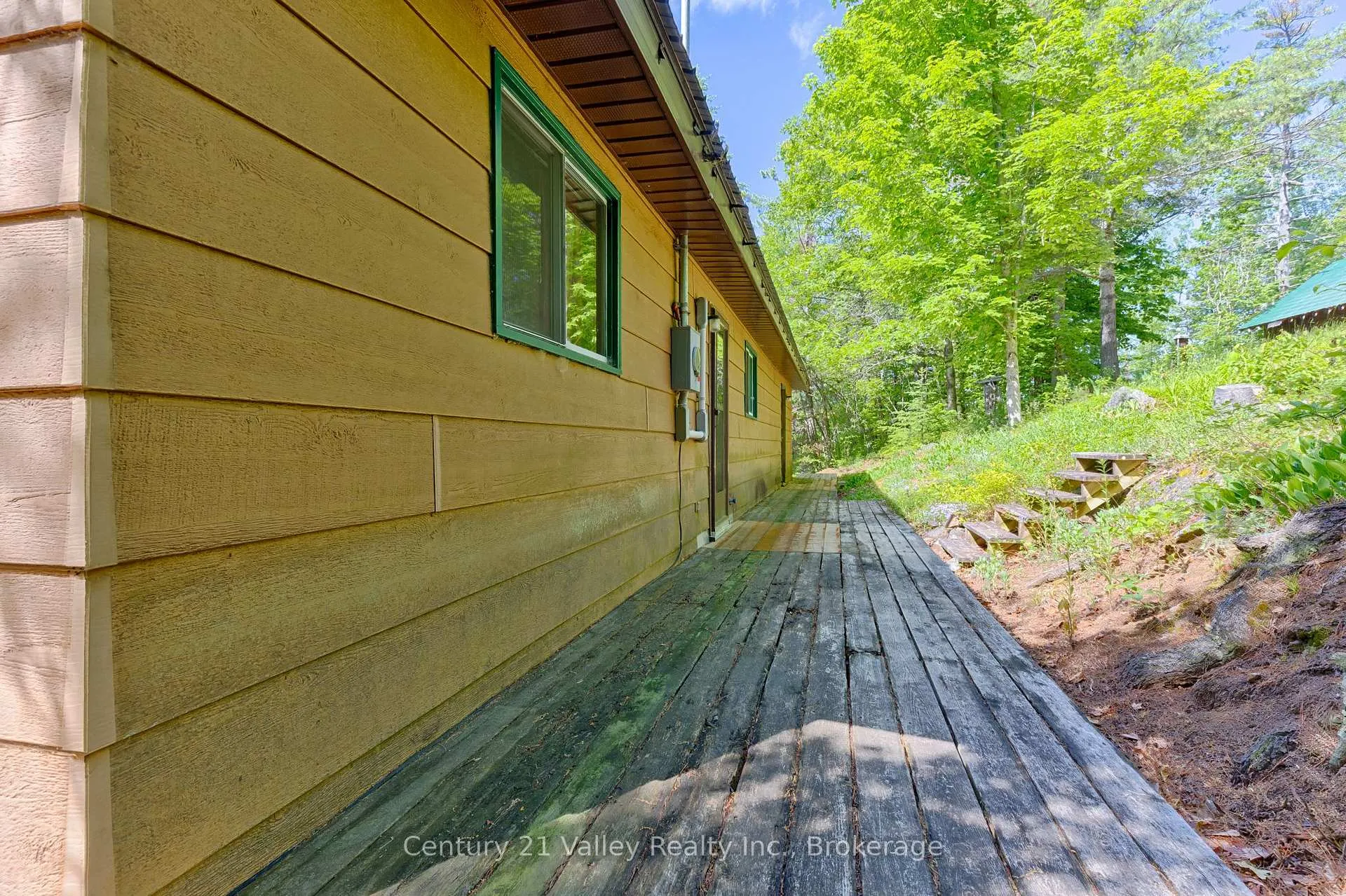 Photo 8 of 159 Oak hill Way, Greater Madawaska, Greater Madawaska — HOMEH