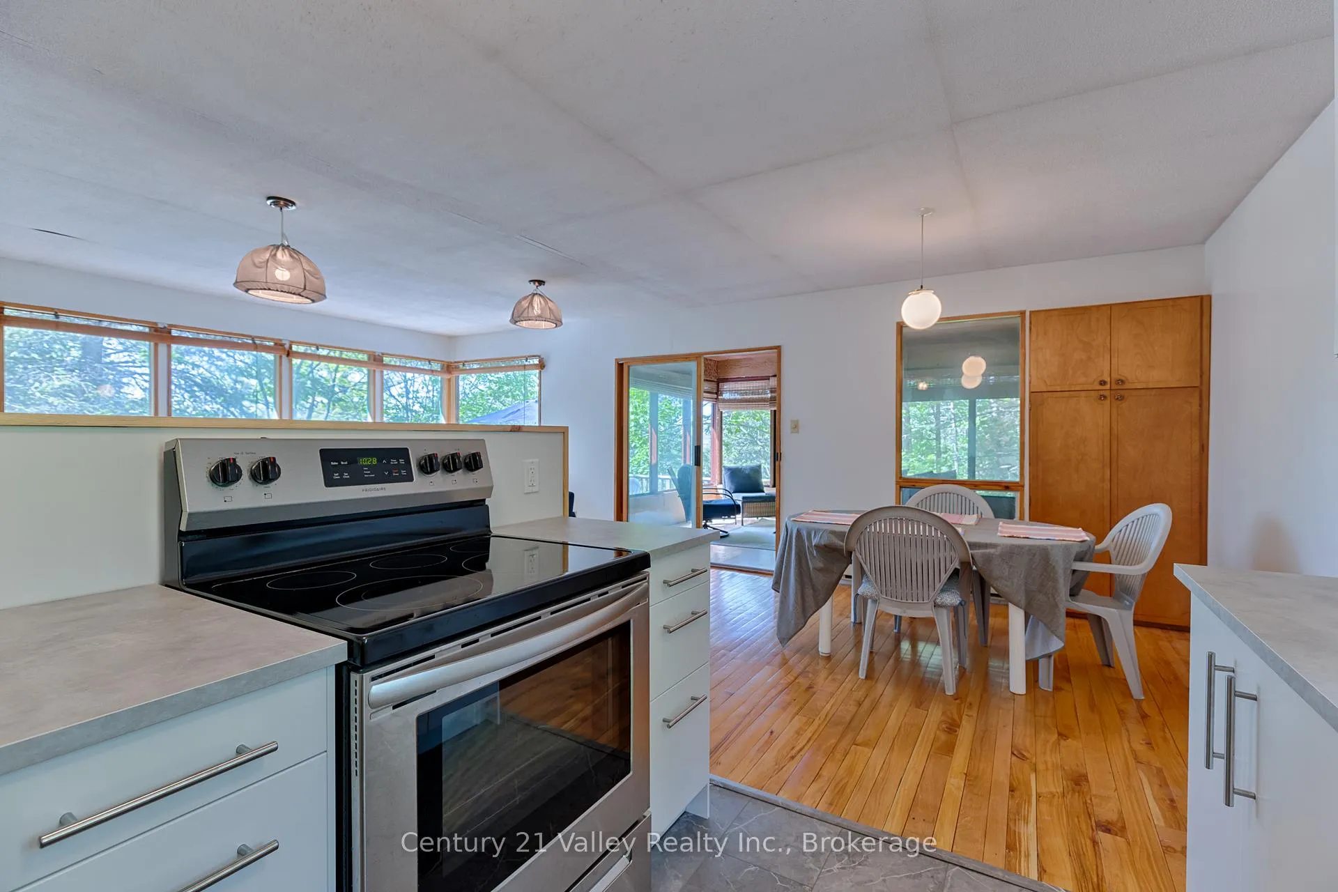 Photo 31 of 159 Oak hill Way, Greater Madawaska, Greater Madawaska — HOMEH