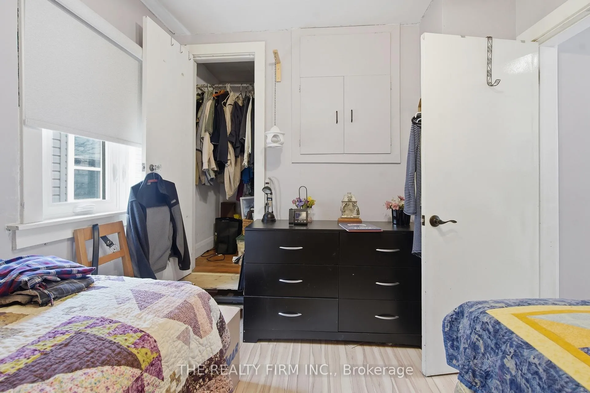 Photo 19 of 119 Connaught Avenue, London, East G — HOMEH