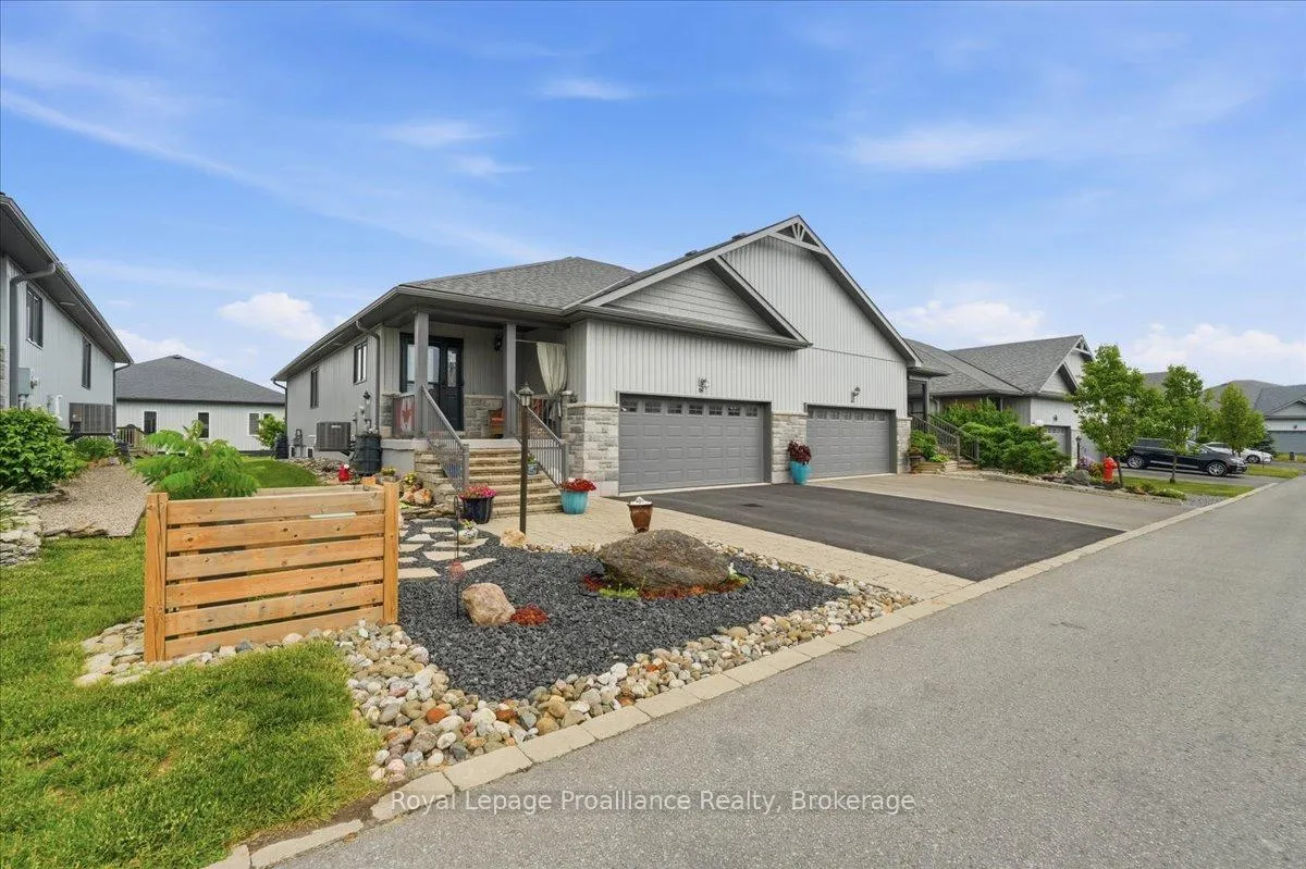 Photo 1 of 61 Conger Drive, Prince Edward County, Wellington Ward — HOMEH