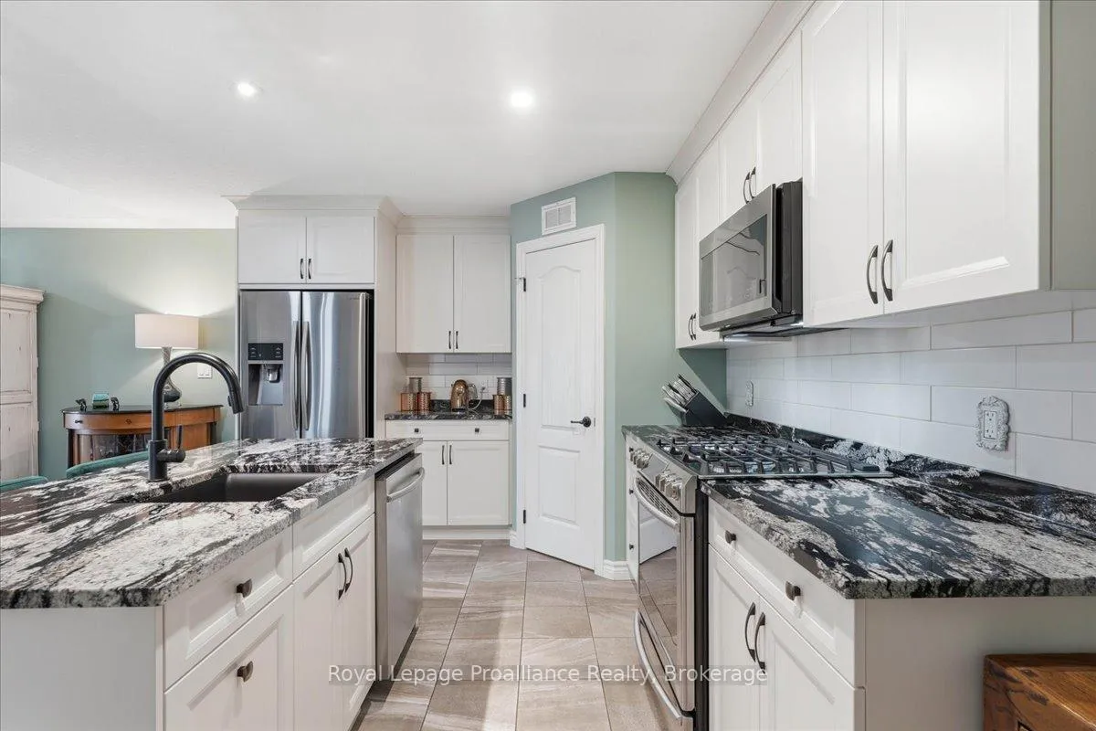 Photo 7 of 61 Conger Drive, Prince Edward County, Wellington Ward — HOMEH