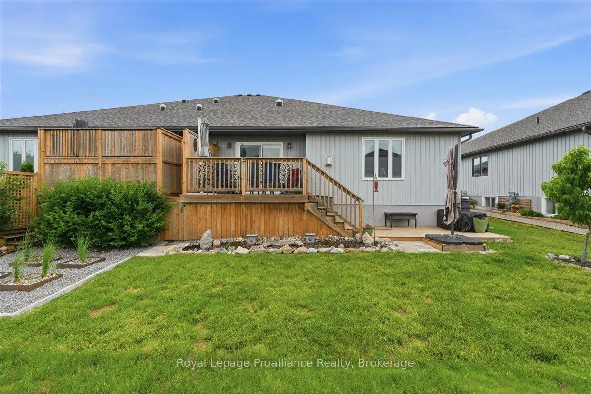 Photo 36 of 61 Conger Drive, Prince Edward County, Wellington Ward — HOMEH