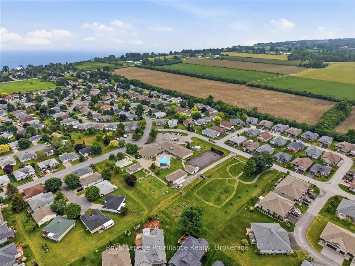 Photo 39 of 61 Conger Drive, Prince Edward County, Wellington Ward — HOMEH