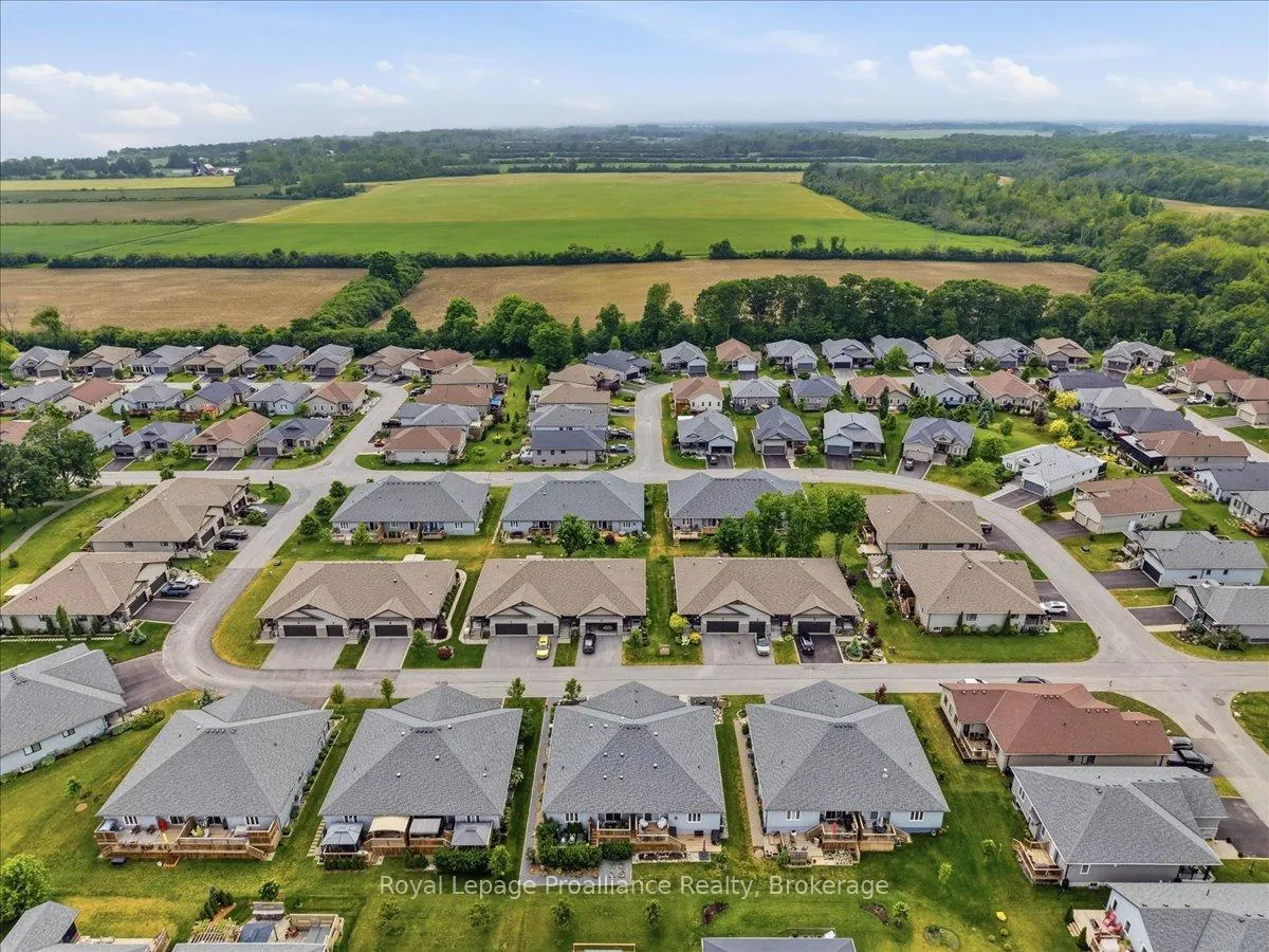 Photo 42 of 61 Conger Drive, Prince Edward County, Wellington Ward — HOMEH
