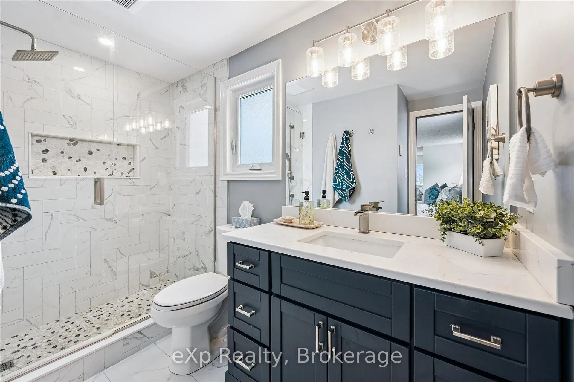 Photo 19 of 39 Celia Crescent, Guelph, Dovercliffe Park/Old University — HOMEH