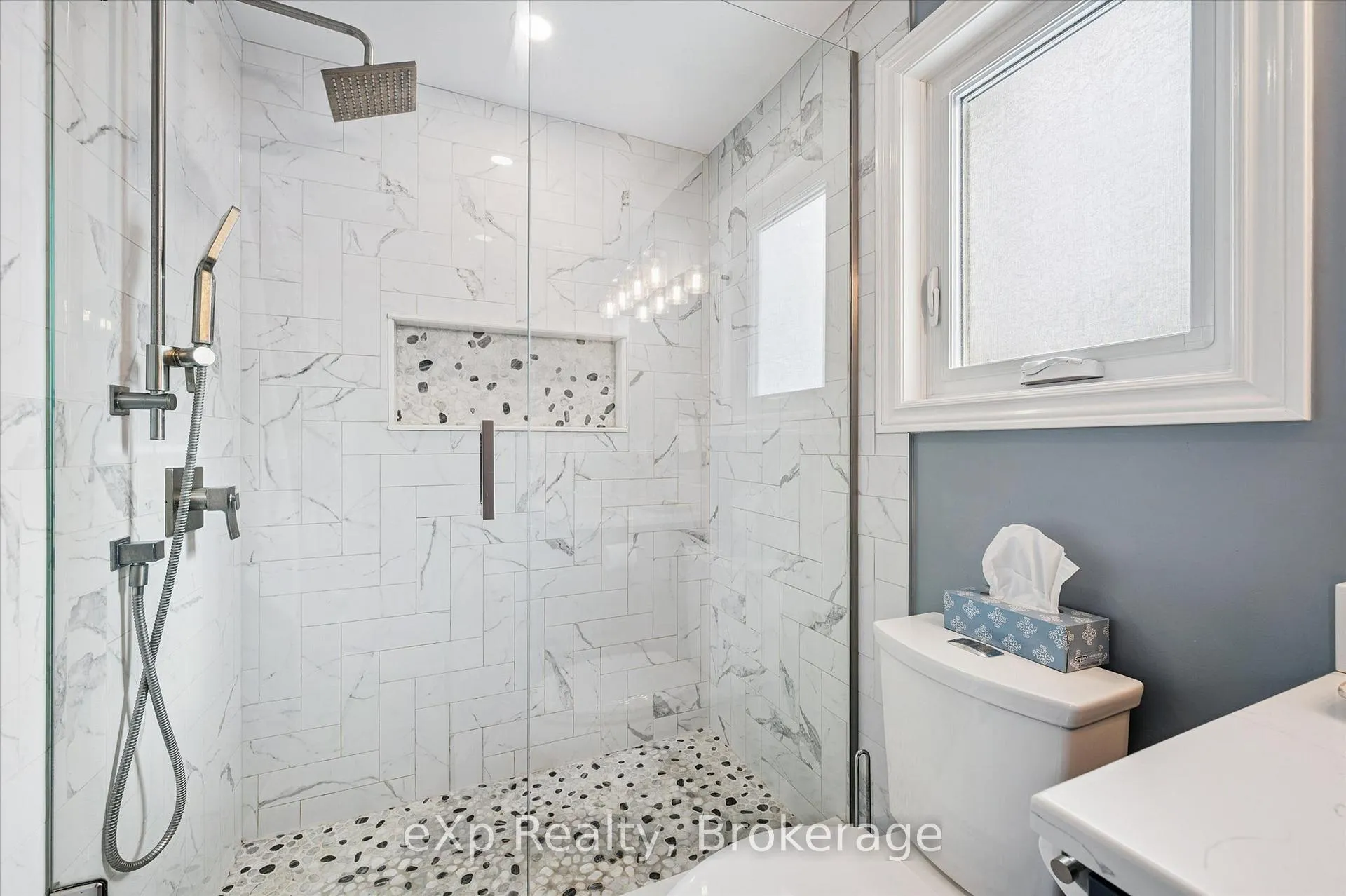 Photo 20 of 39 Celia Crescent, Guelph, Dovercliffe Park/Old University — HOMEH