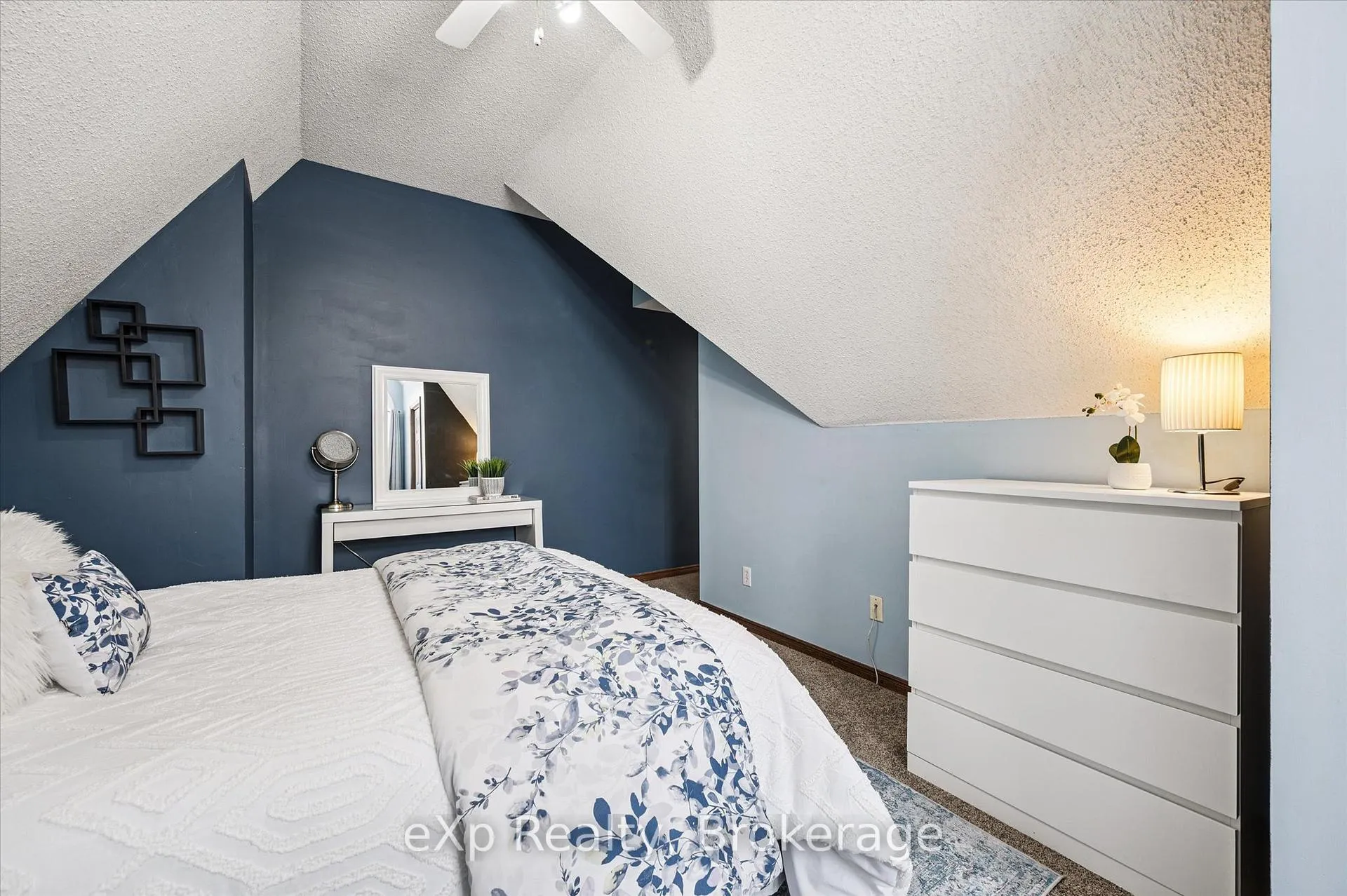 Photo 27 of 39 Celia Crescent, Guelph, Dovercliffe Park/Old University — HOMEH