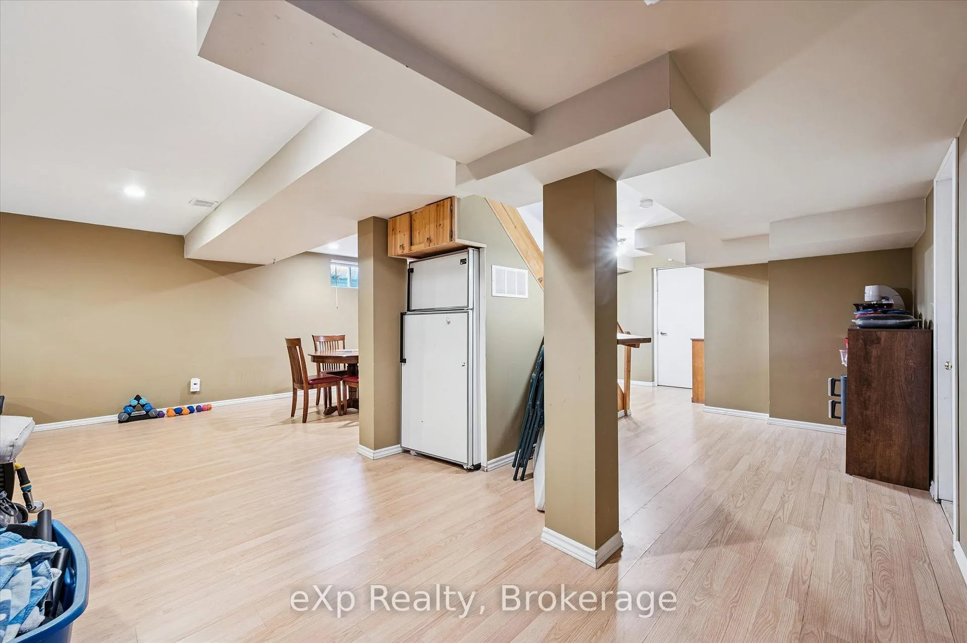 Photo 31 of 39 Celia Crescent, Guelph, Dovercliffe Park/Old University — HOMEH