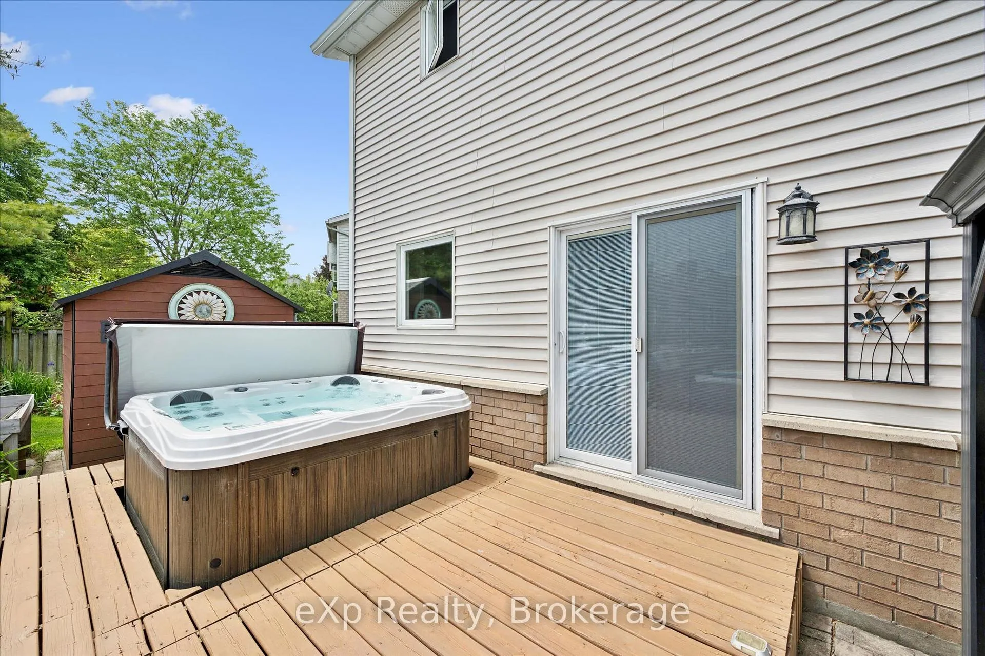 Photo 32 of 39 Celia Crescent, Guelph, Dovercliffe Park/Old University — HOMEH