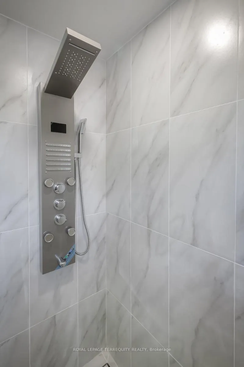 Photo 7 of Unit 2, 135 Jane Street, Toronto, Runnymede-Bloor West Village — HOMEH