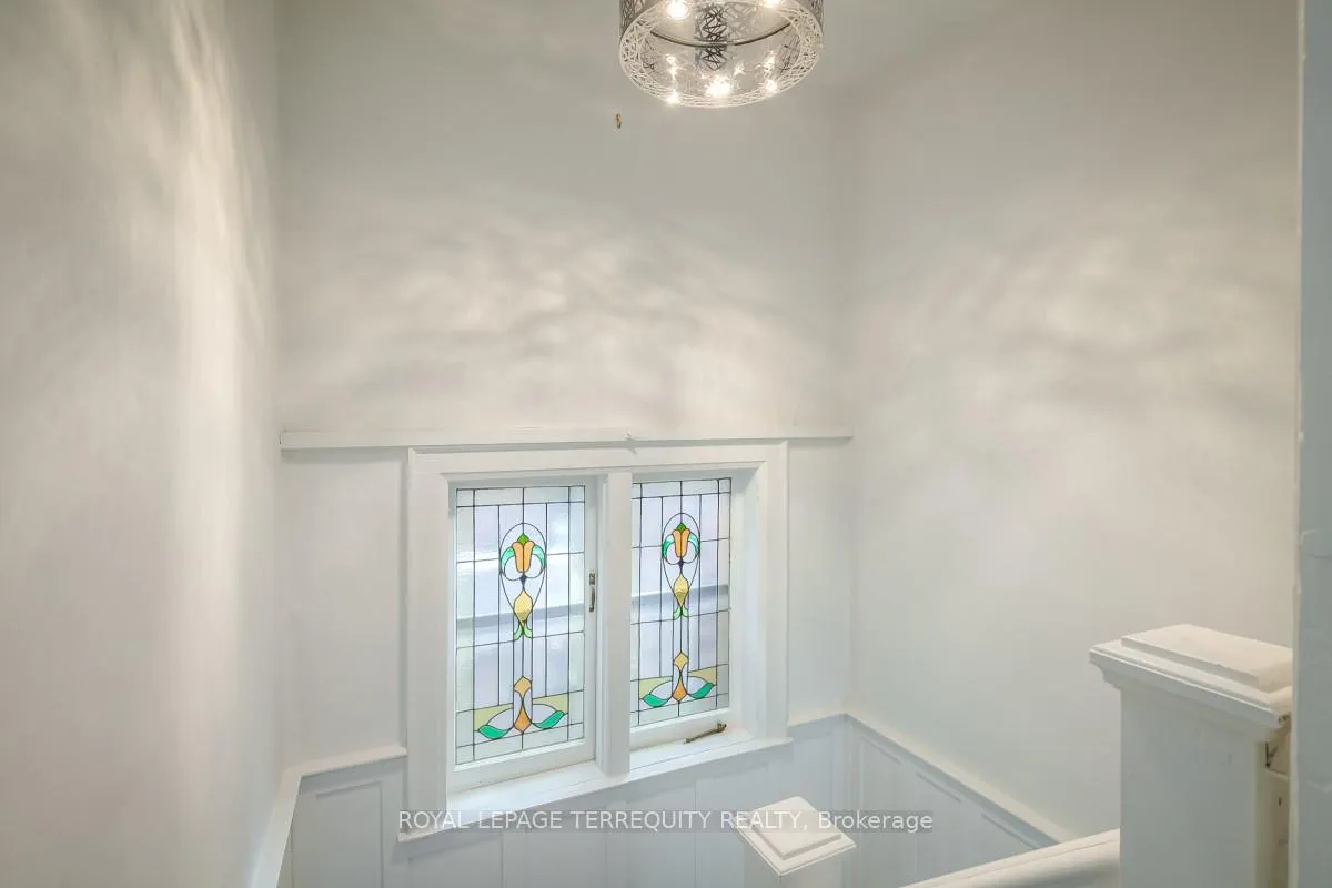 Photo 10 of Unit 2, 135 Jane Street, Toronto, Runnymede-Bloor West Village — HOMEH