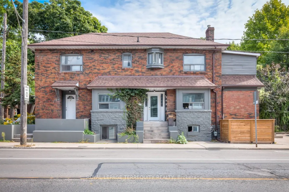Photo 11 of Unit 2, 135 Jane Street, Toronto, Runnymede-Bloor West Village — HOMEH