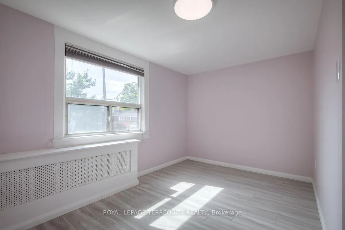 Photo 13 of Unit 2, 135 Jane Street, Toronto, Runnymede-Bloor West Village — HOMEH