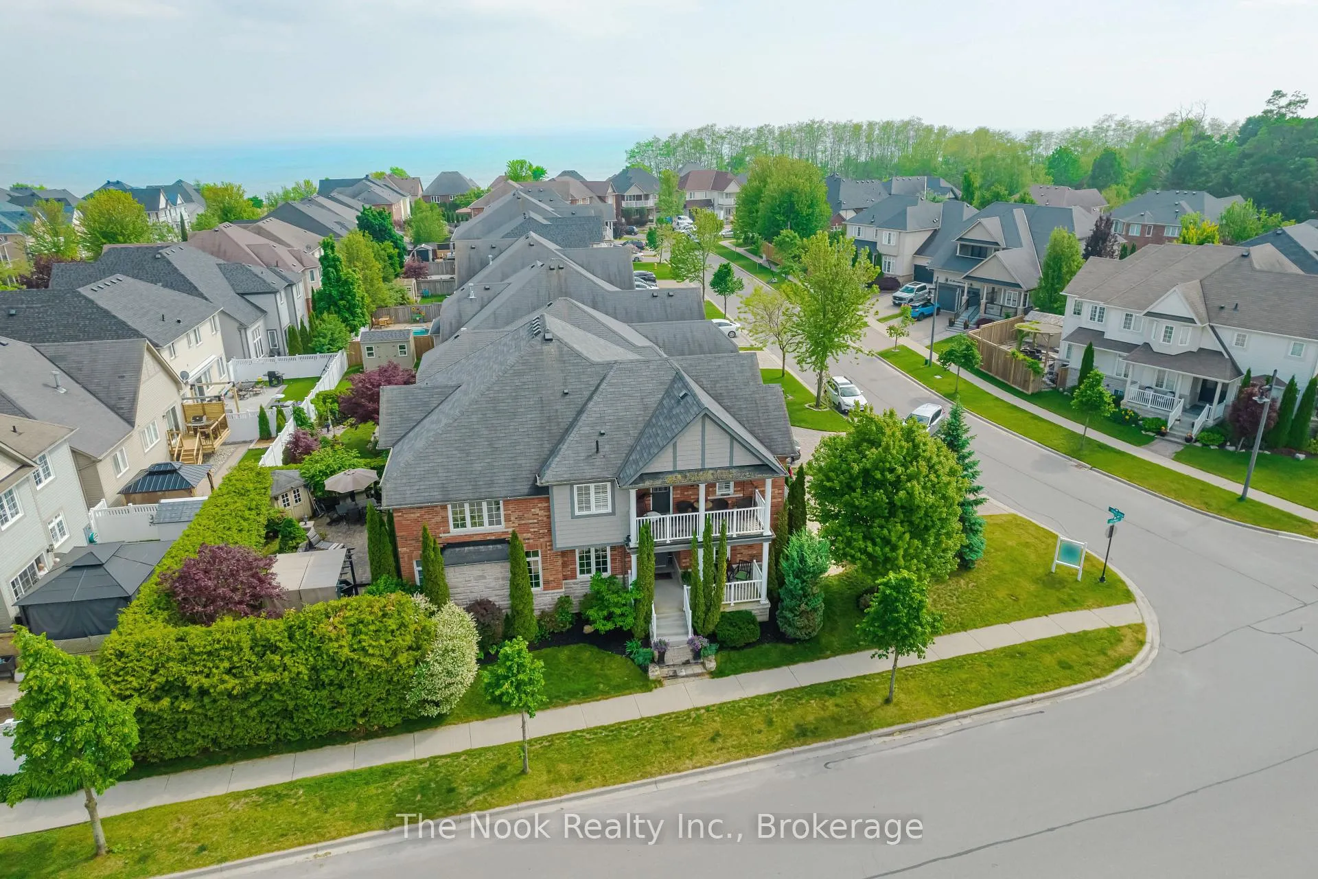 Photo 3 of 51 Donaldson Drive, Clarington, Newcastle — HOMEH
