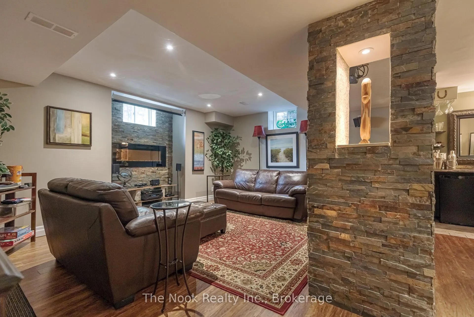 Photo 35 of 51 Donaldson Drive, Clarington, Newcastle — HOMEH