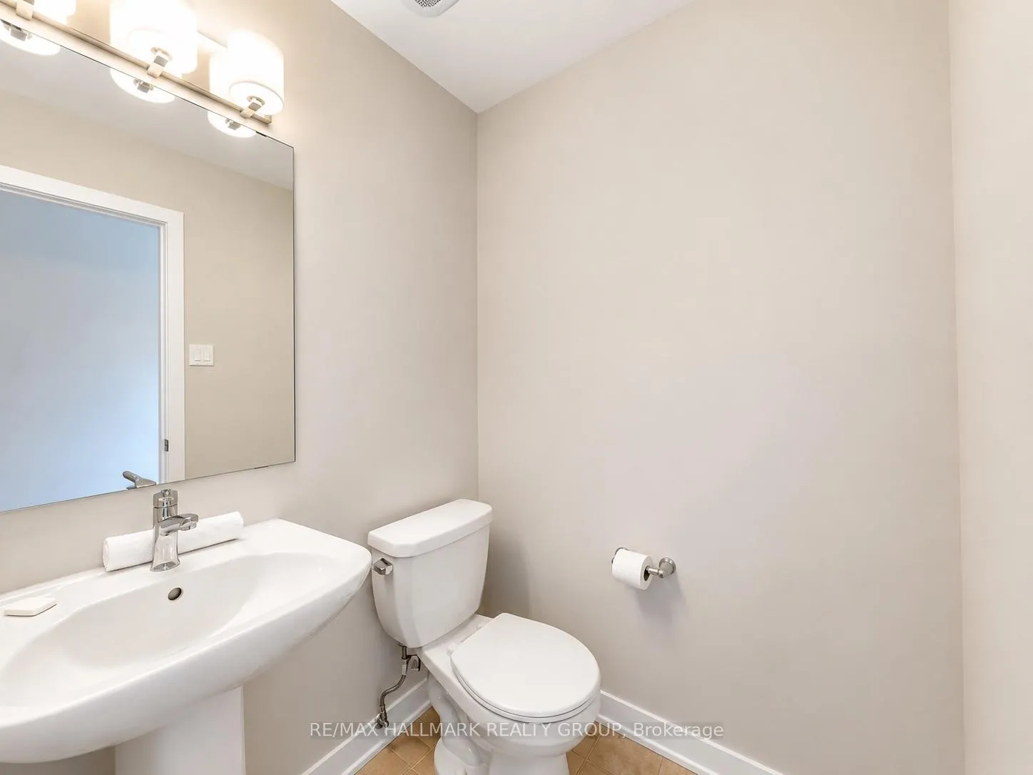 Photo 5 of 27 Pumice Place, Ottawa, Barrhaven - Half Moon Bay — HOMEH
