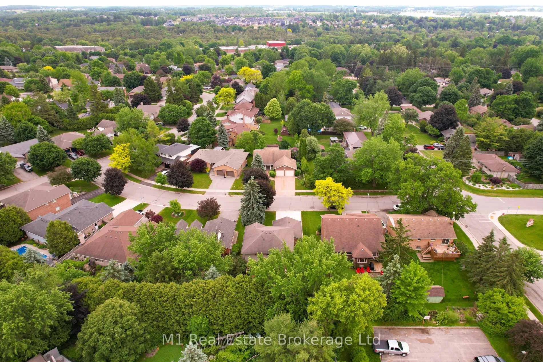 Photo 2 of 56 Wellington Drive, Centre Wellington, Elora/Salem — HOMEH