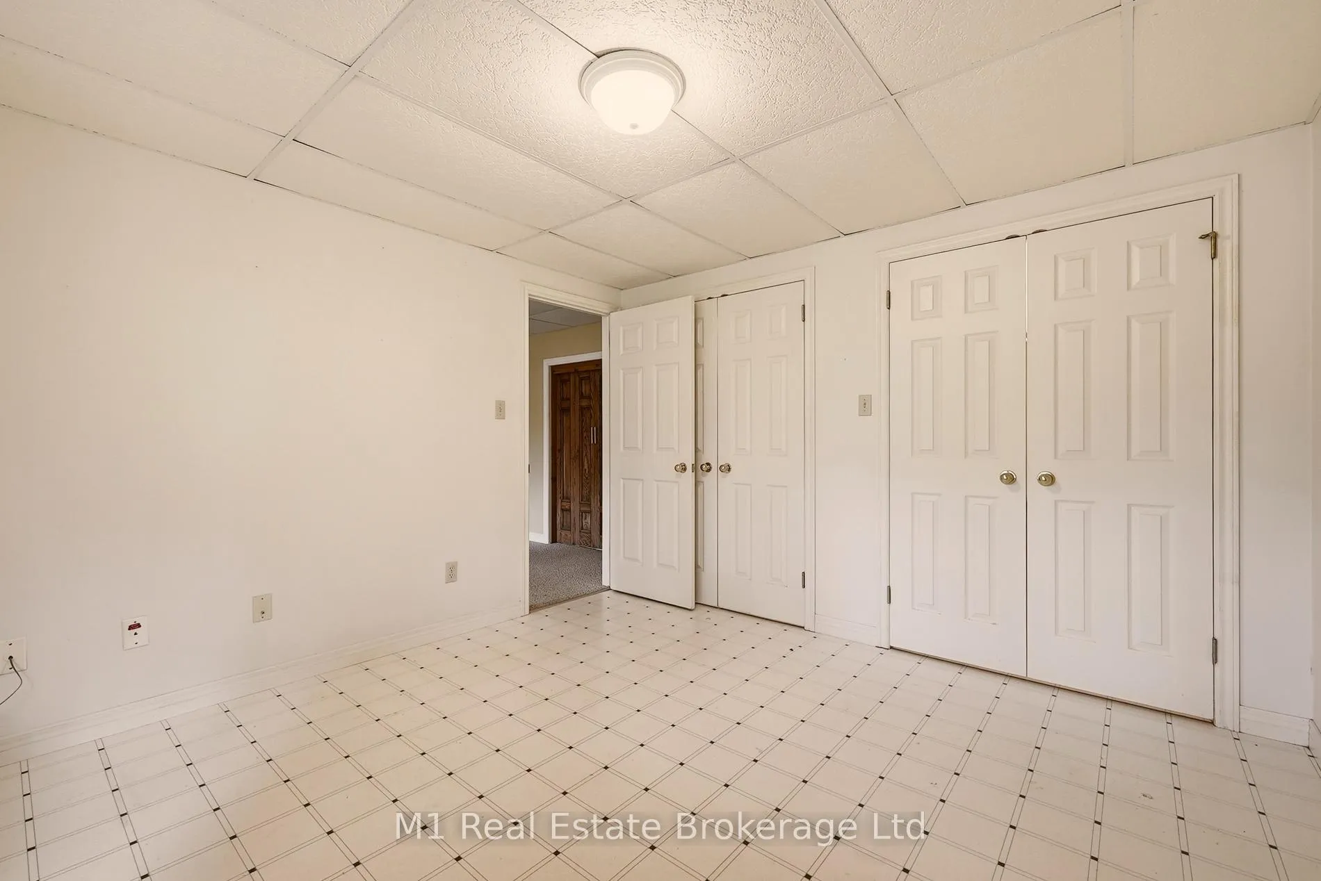 Photo 30 of 56 Wellington Drive, Centre Wellington, Elora/Salem — HOMEH