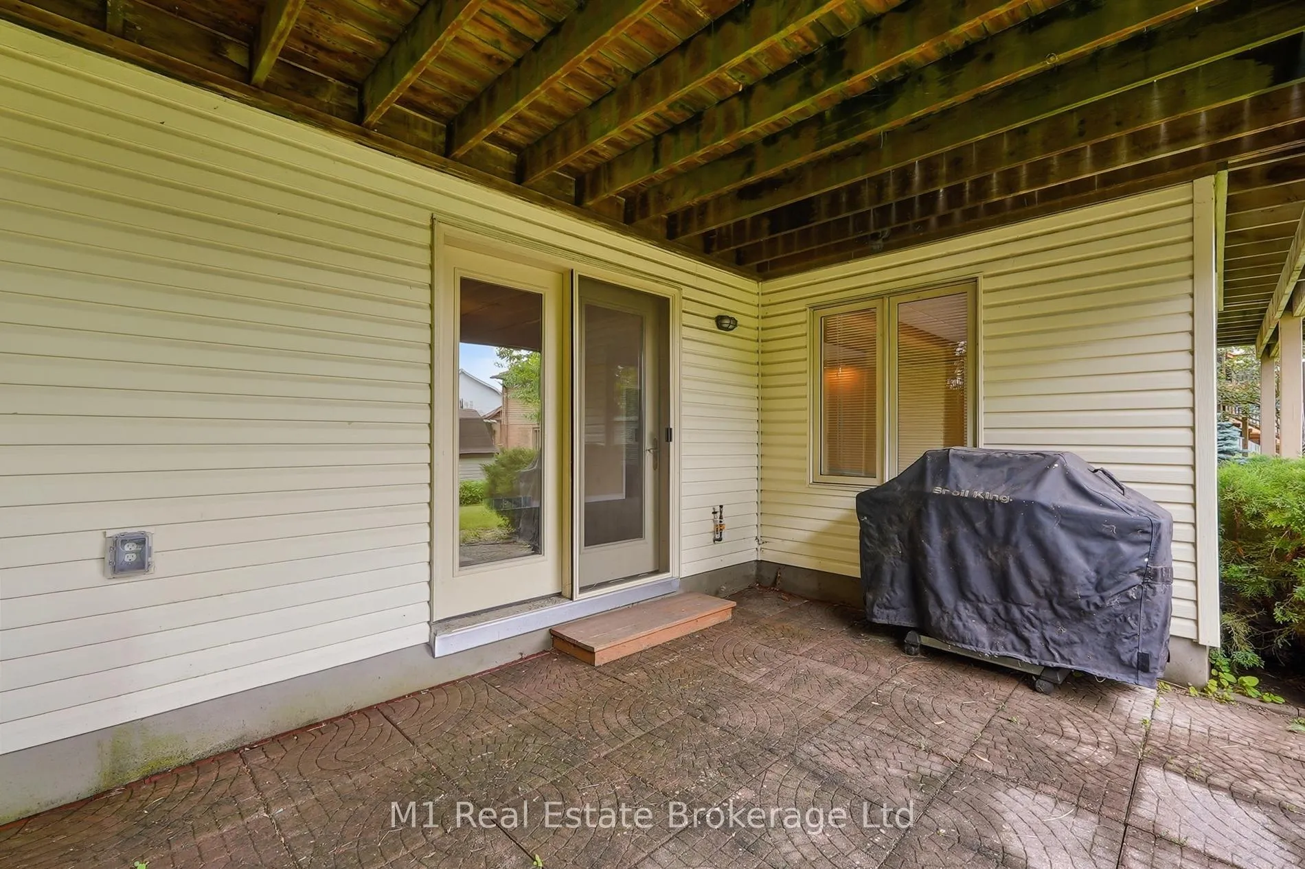 Photo 35 of 56 Wellington Drive, Centre Wellington, Elora/Salem — HOMEH