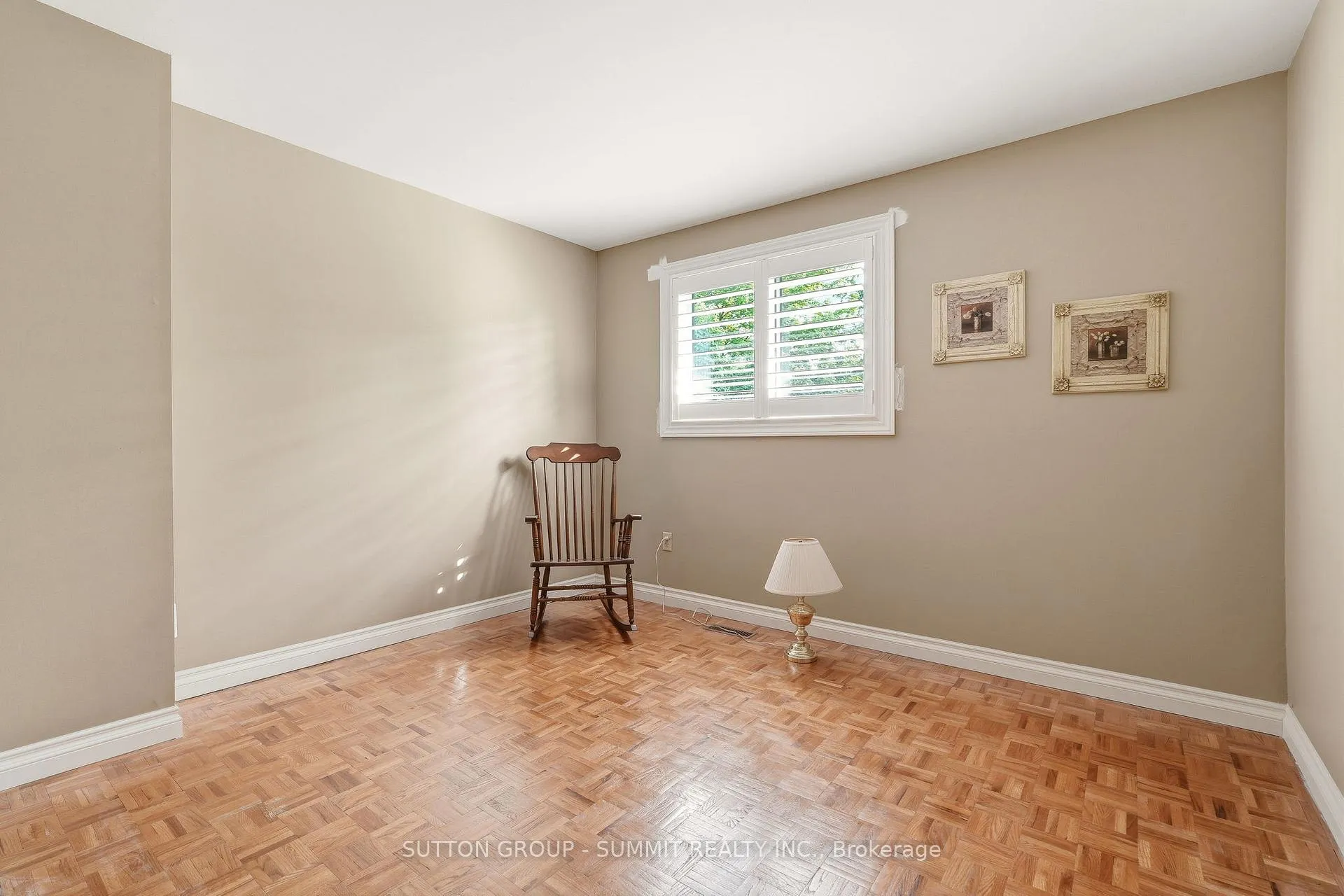 Photo 14 of 570 Forestwood Crescent, Burlington, Appleby — HOMEH