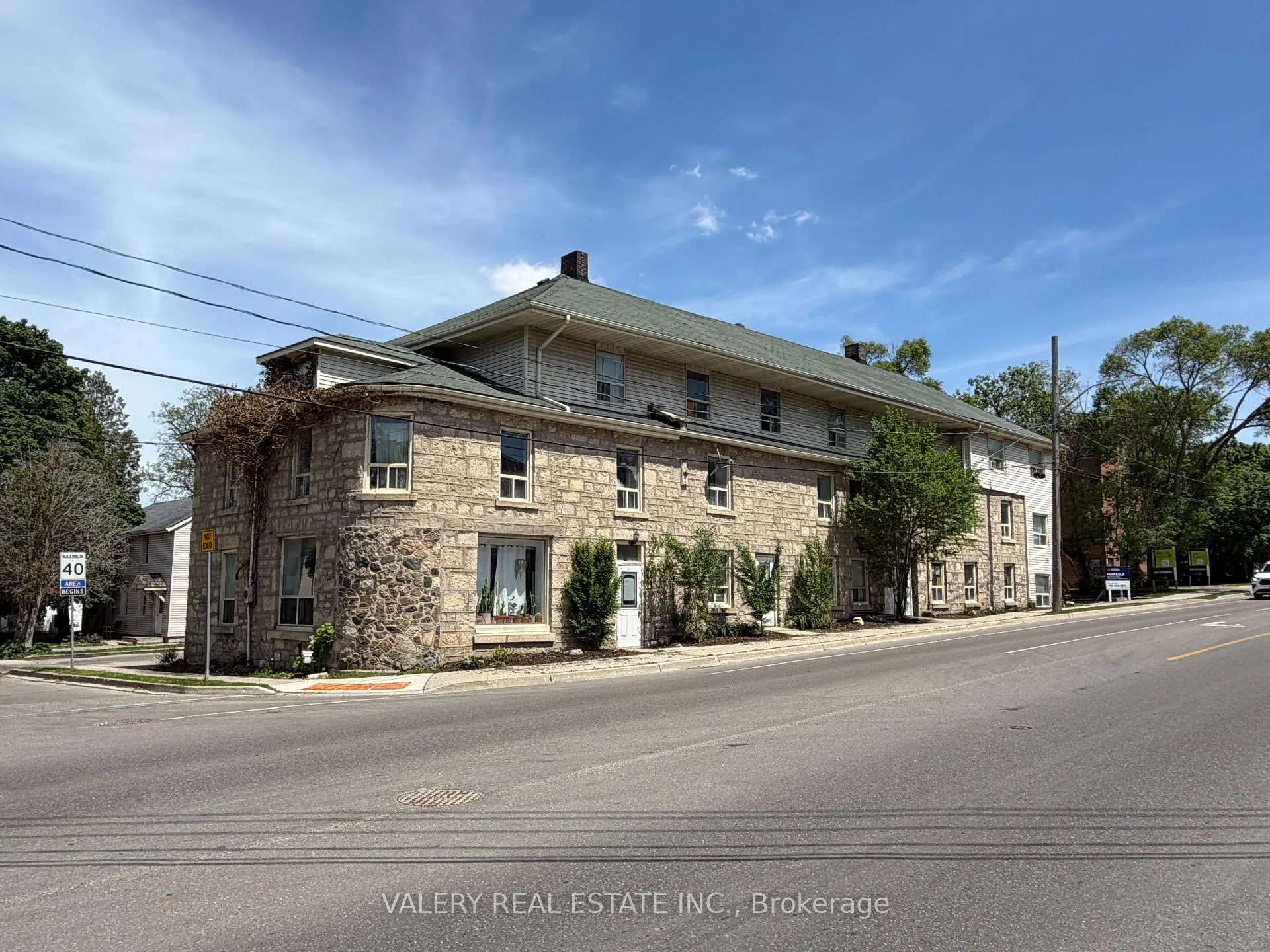 Photo 1 of Unit 23, 220 Gordon Street, Guelph, Dovercliffe Park/Old University — HOMEH
