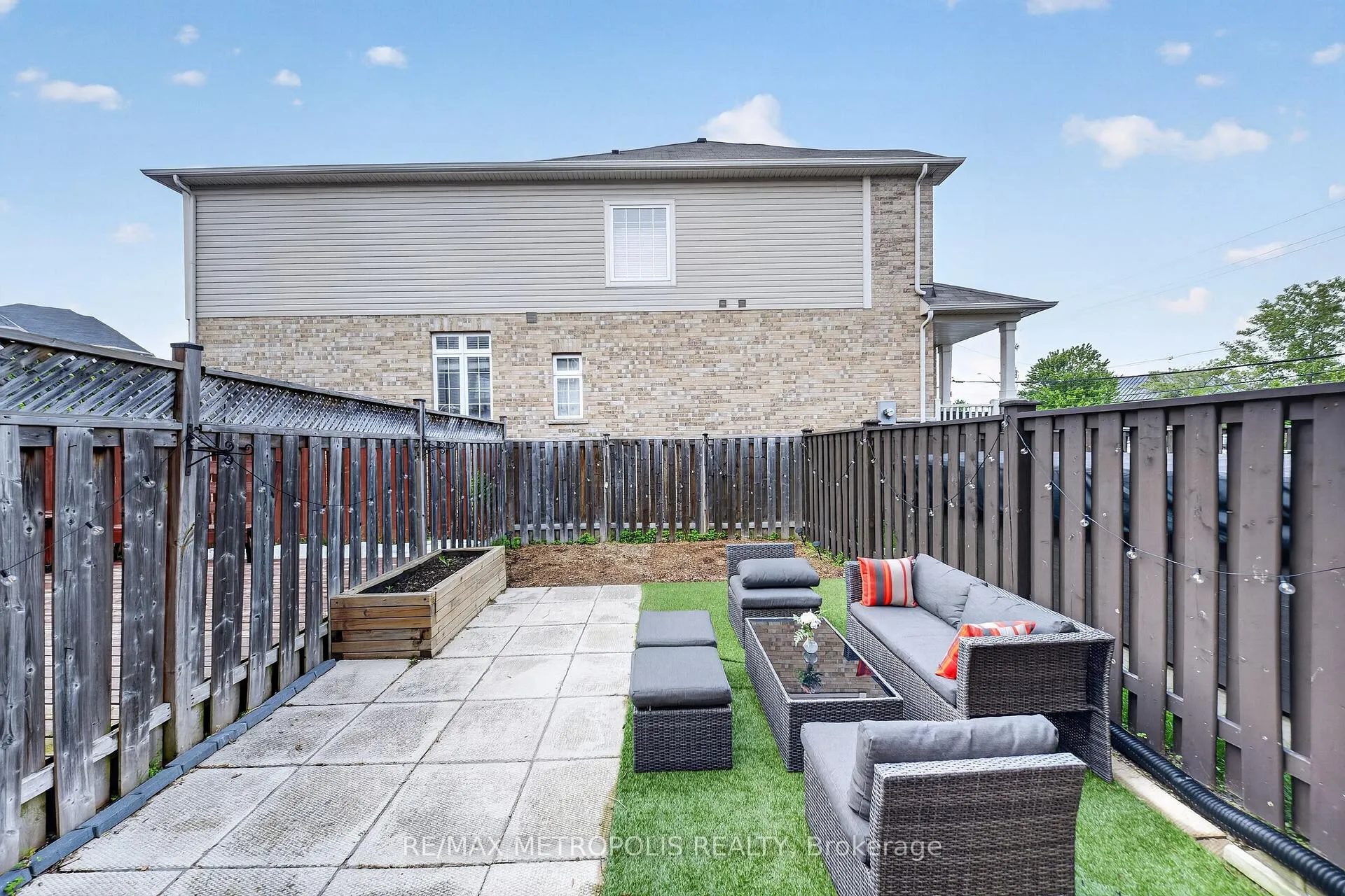 Photo 39 of 4 Cole Street, Hamilton, Waterdown — HOMEH