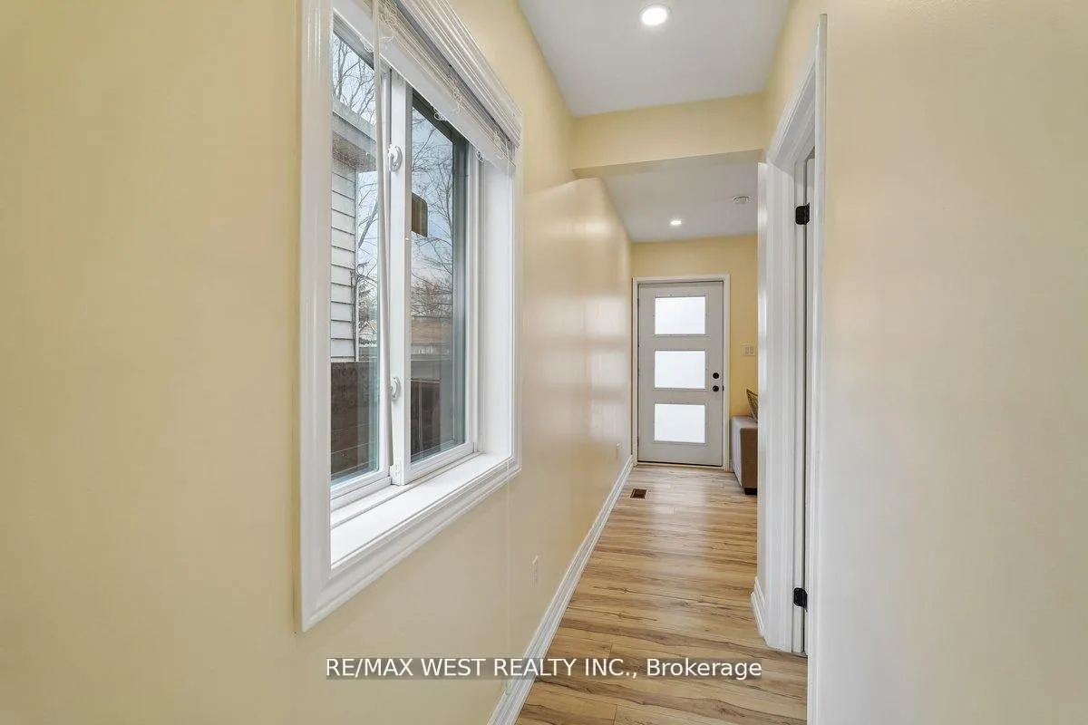 Photo 11 of 201 Rhodes Avenue, Toronto, Greenwood-Coxwell — HOMEH
