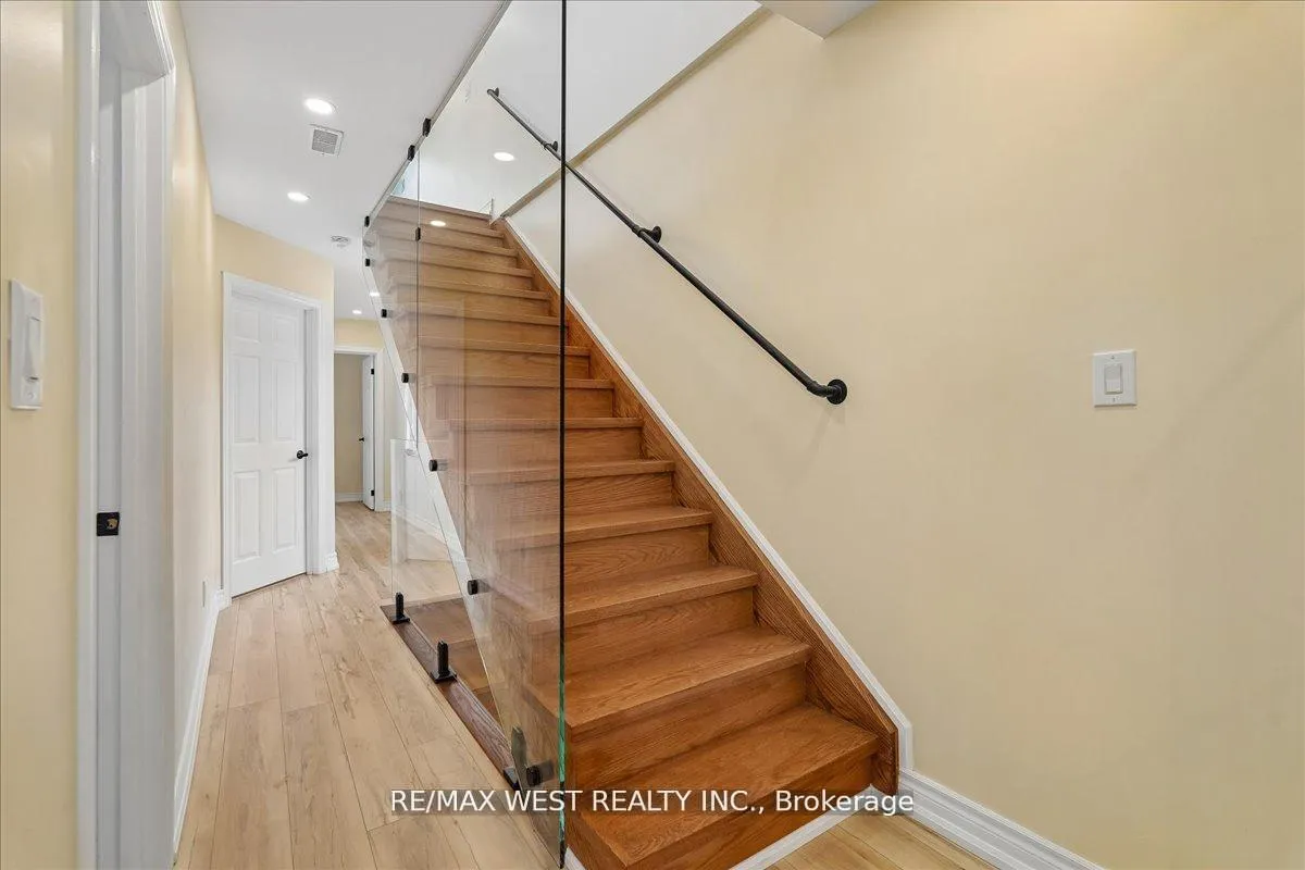Photo 13 of 201 Rhodes Avenue, Toronto, Greenwood-Coxwell — HOMEH