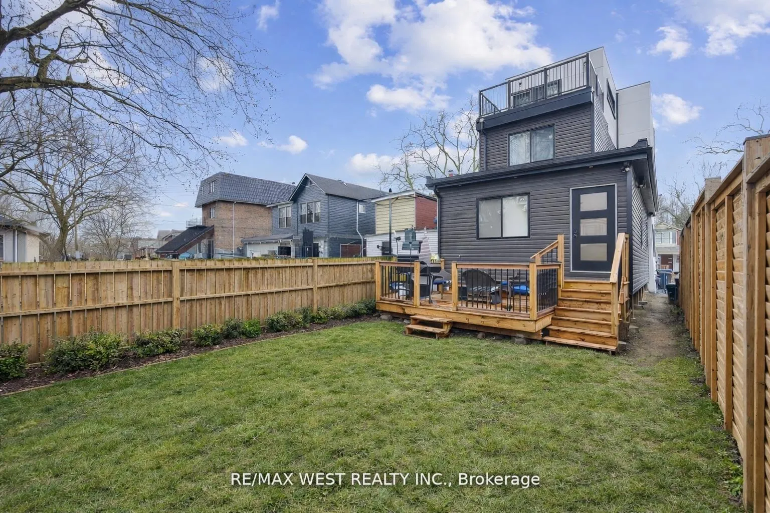 Photo 35 of 201 Rhodes Avenue, Toronto, Greenwood-Coxwell — HOMEH