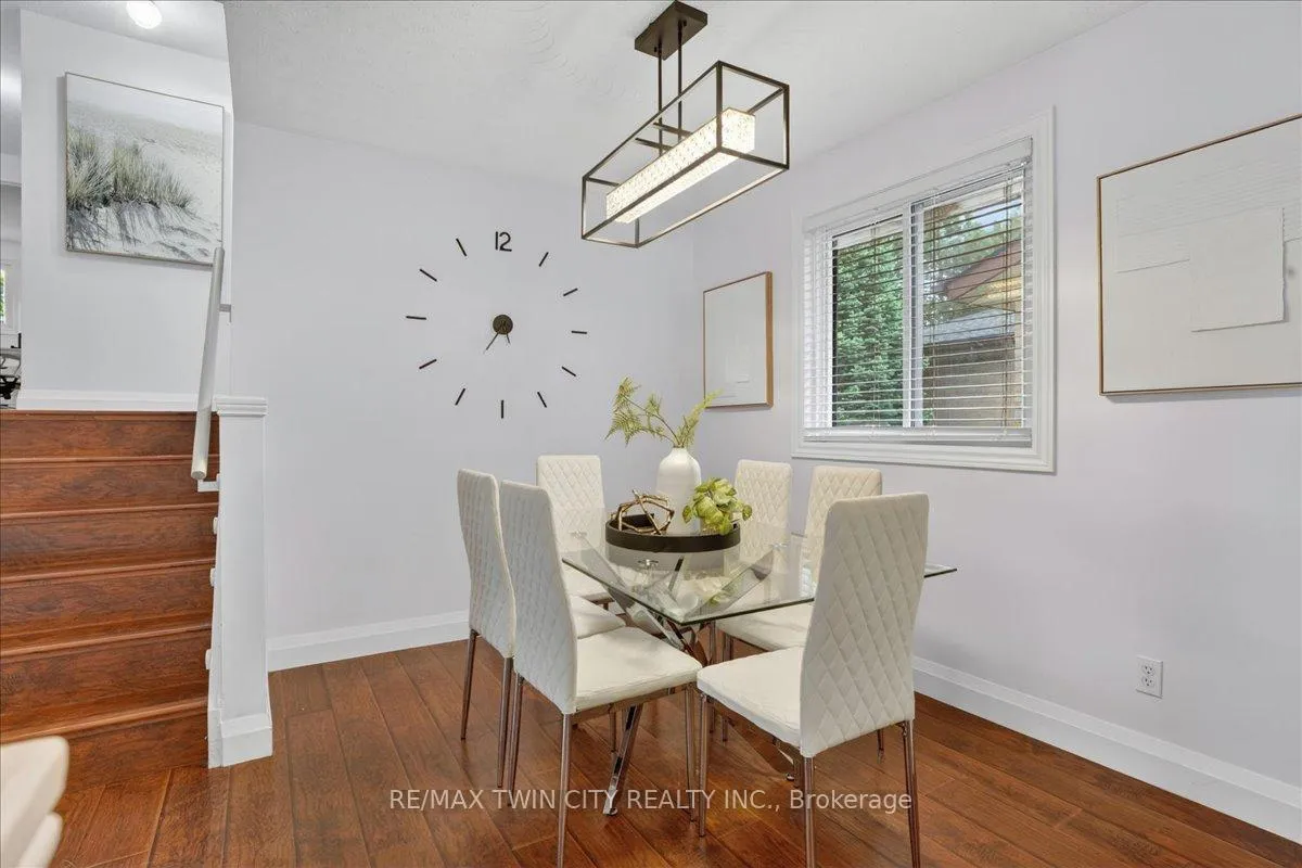 Photo 12 of 131 Carlyle Drive, Kitchener — HOMEH