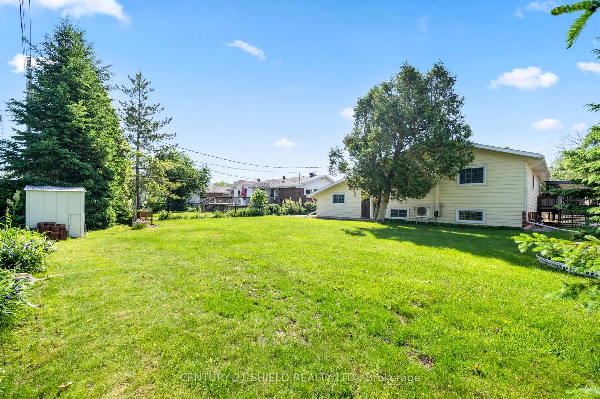 Photo 8 of 19 Spruce Street, South Stormont, Ingleside — HOMEH