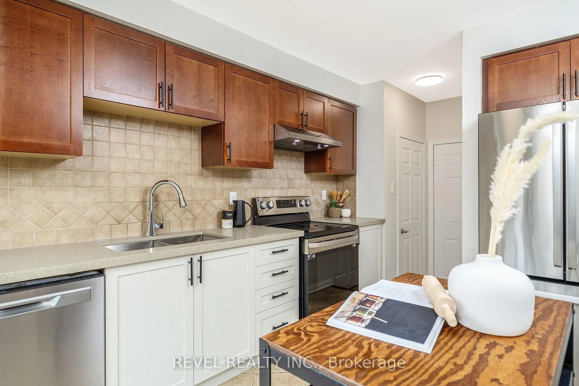 Photo 13 of 918 Hepburn Road, Milton, Coates — HOMEH
