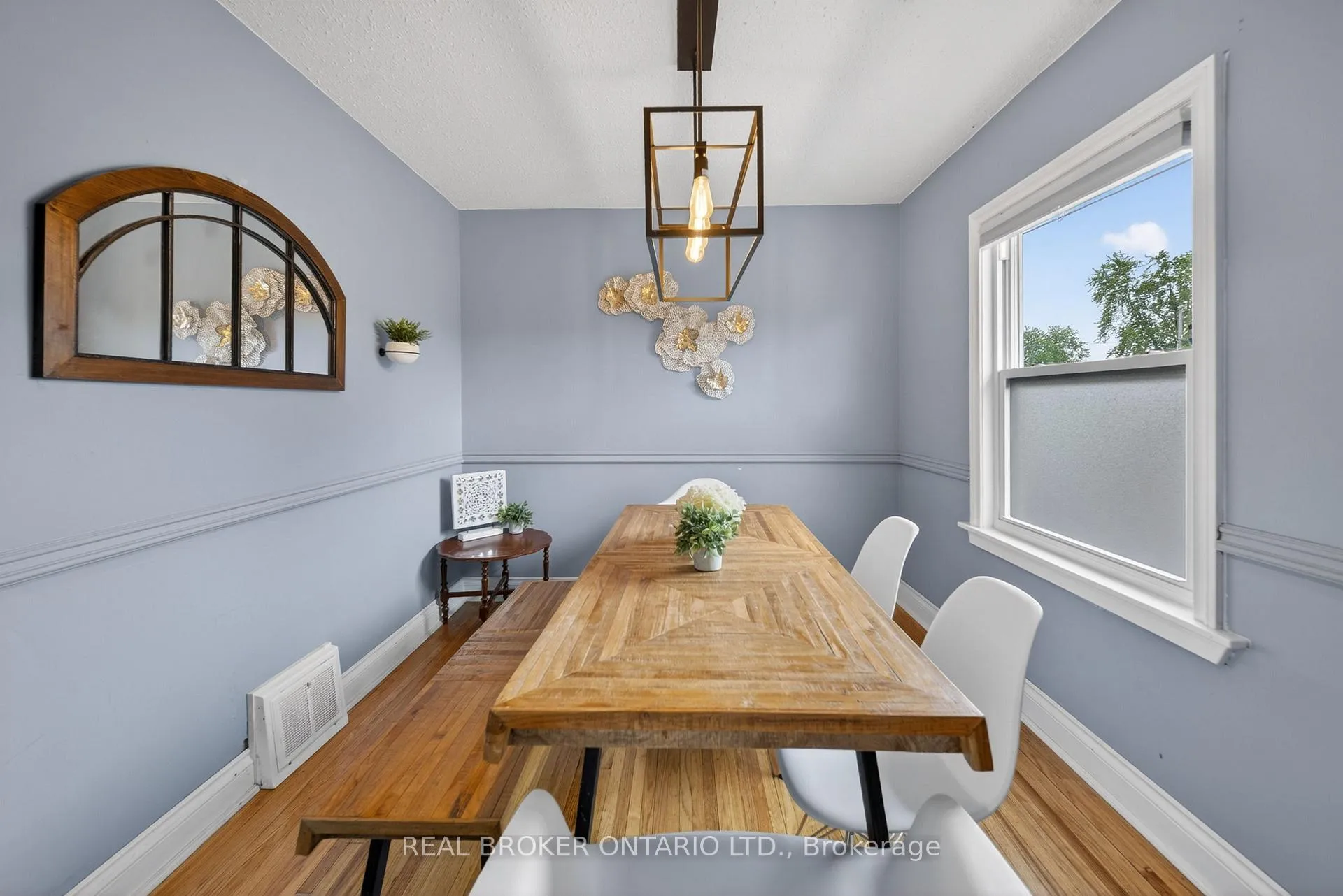 Photo 8 of 67 Archibald Street, Brampton, Bram West — HOMEH