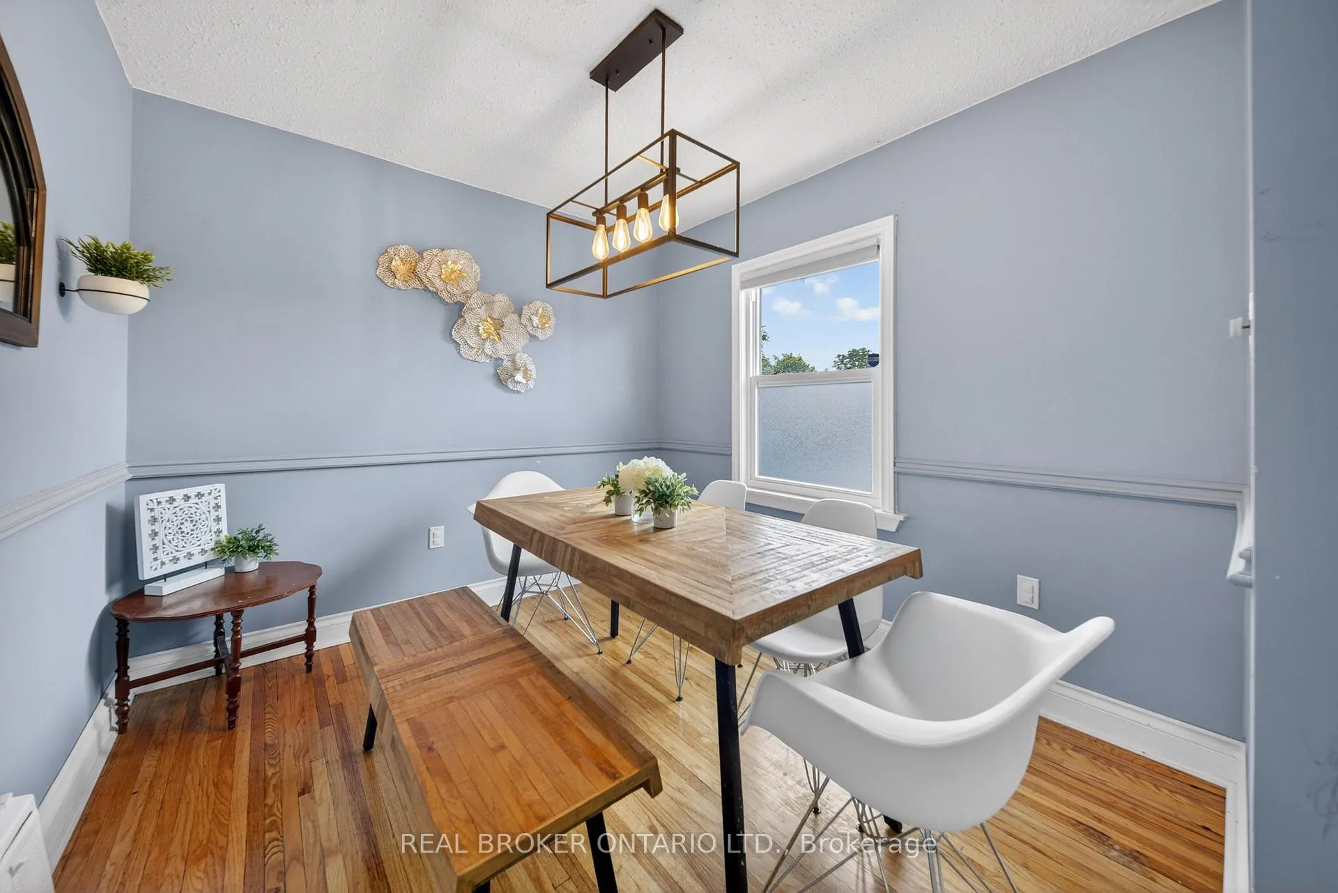 Photo 9 of 67 Archibald Street, Brampton, Bram West — HOMEH