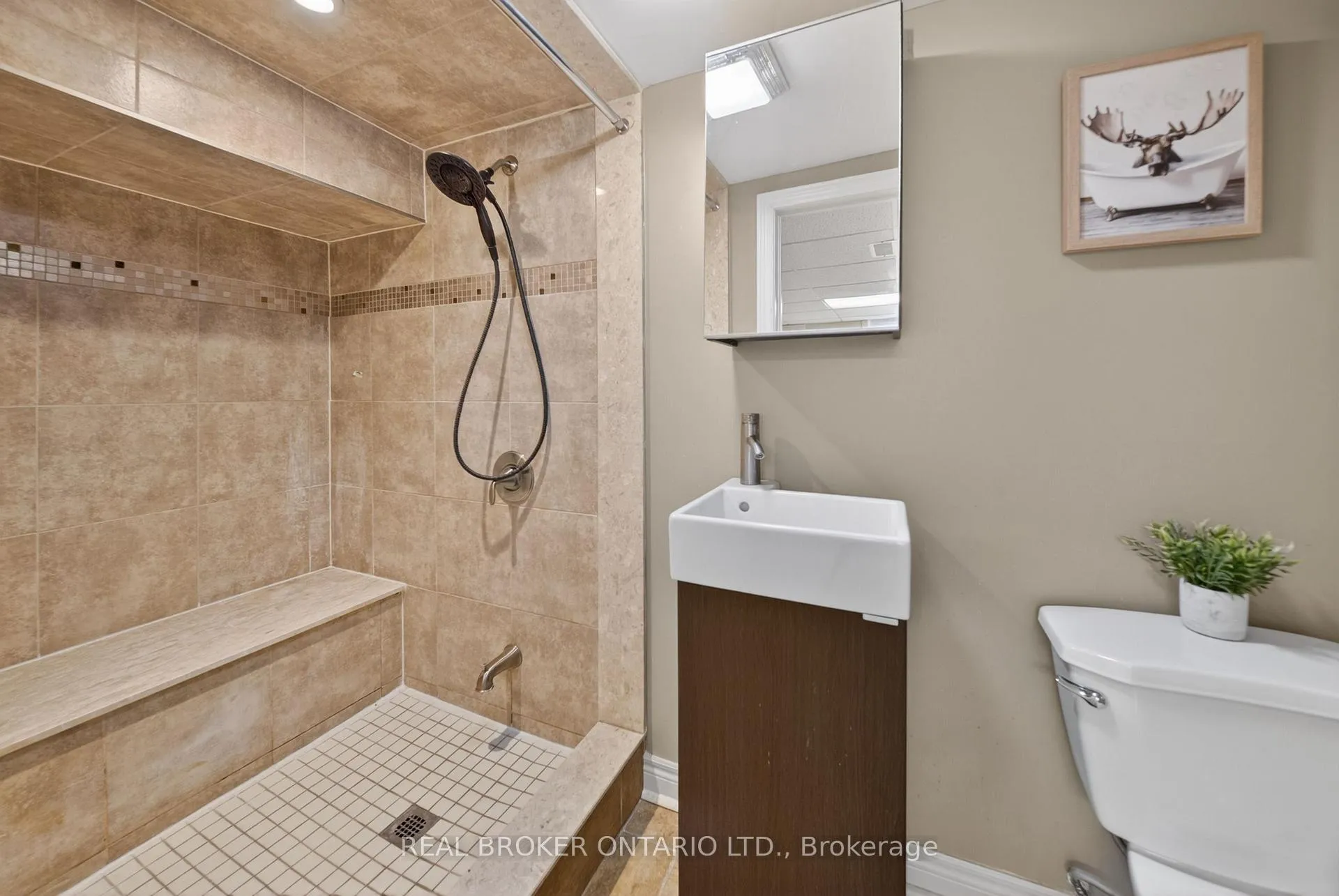 Photo 19 of 67 Archibald Street, Brampton, Bram West — HOMEH