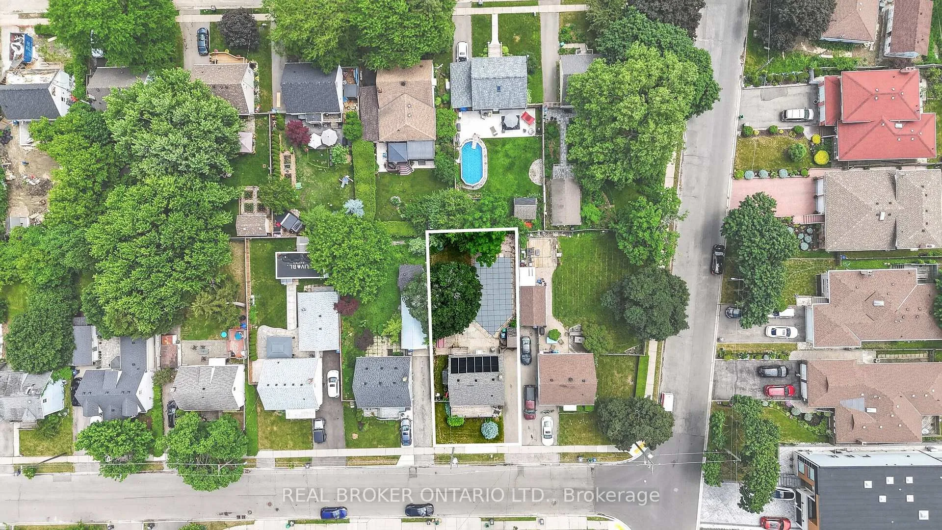 Photo 29 of 67 Archibald Street, Brampton, Bram West — HOMEH
