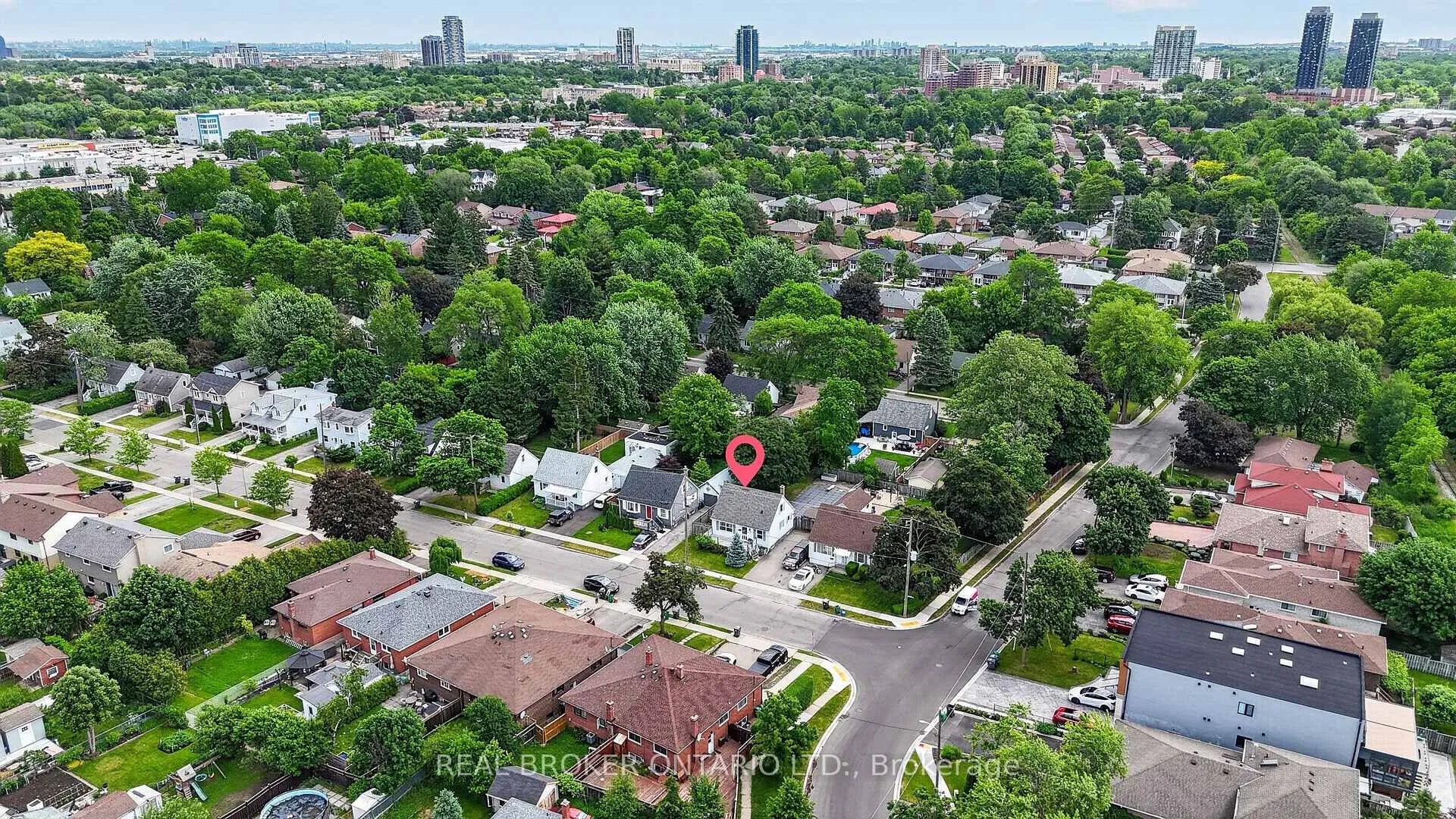 Photo 30 of 67 Archibald Street, Brampton, Bram West — HOMEH